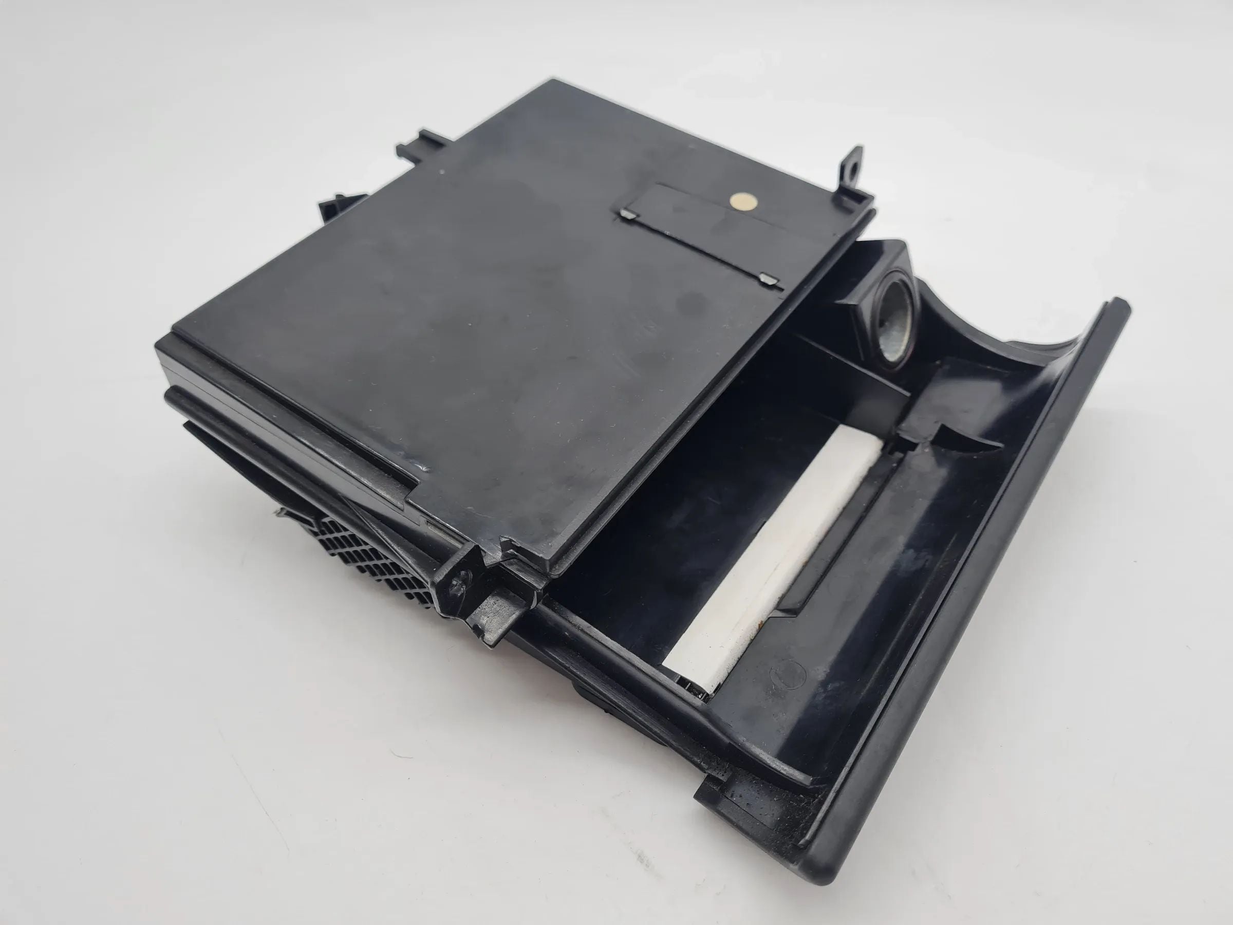Original Audi A6 (4B2/4B4) Aschenbecher Links Schwarz 4B0857951 F/G