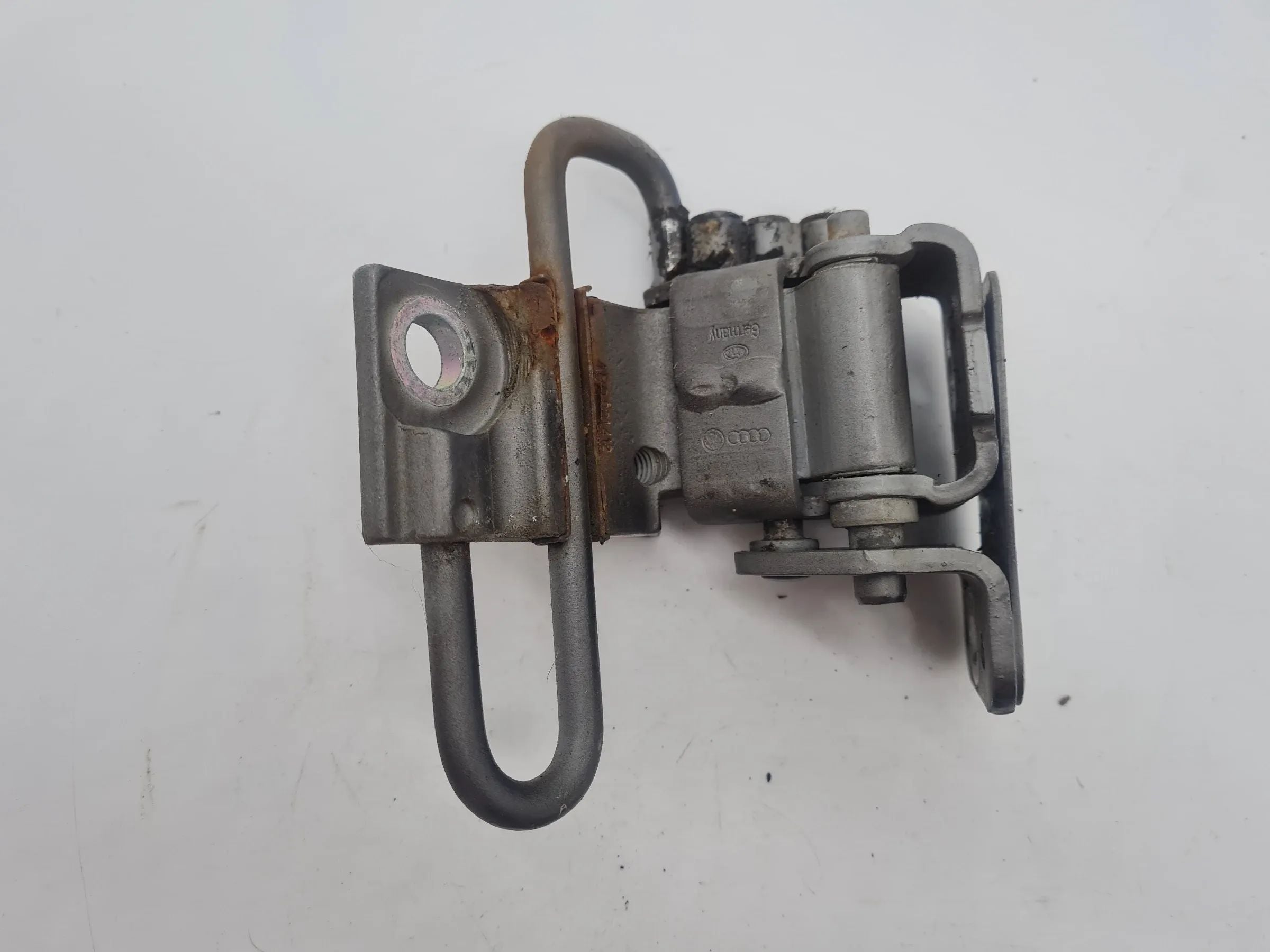 Original Audi A6 (4B2/4B4) Türscharnier Satz Set Vorne Rechts 4B0831412