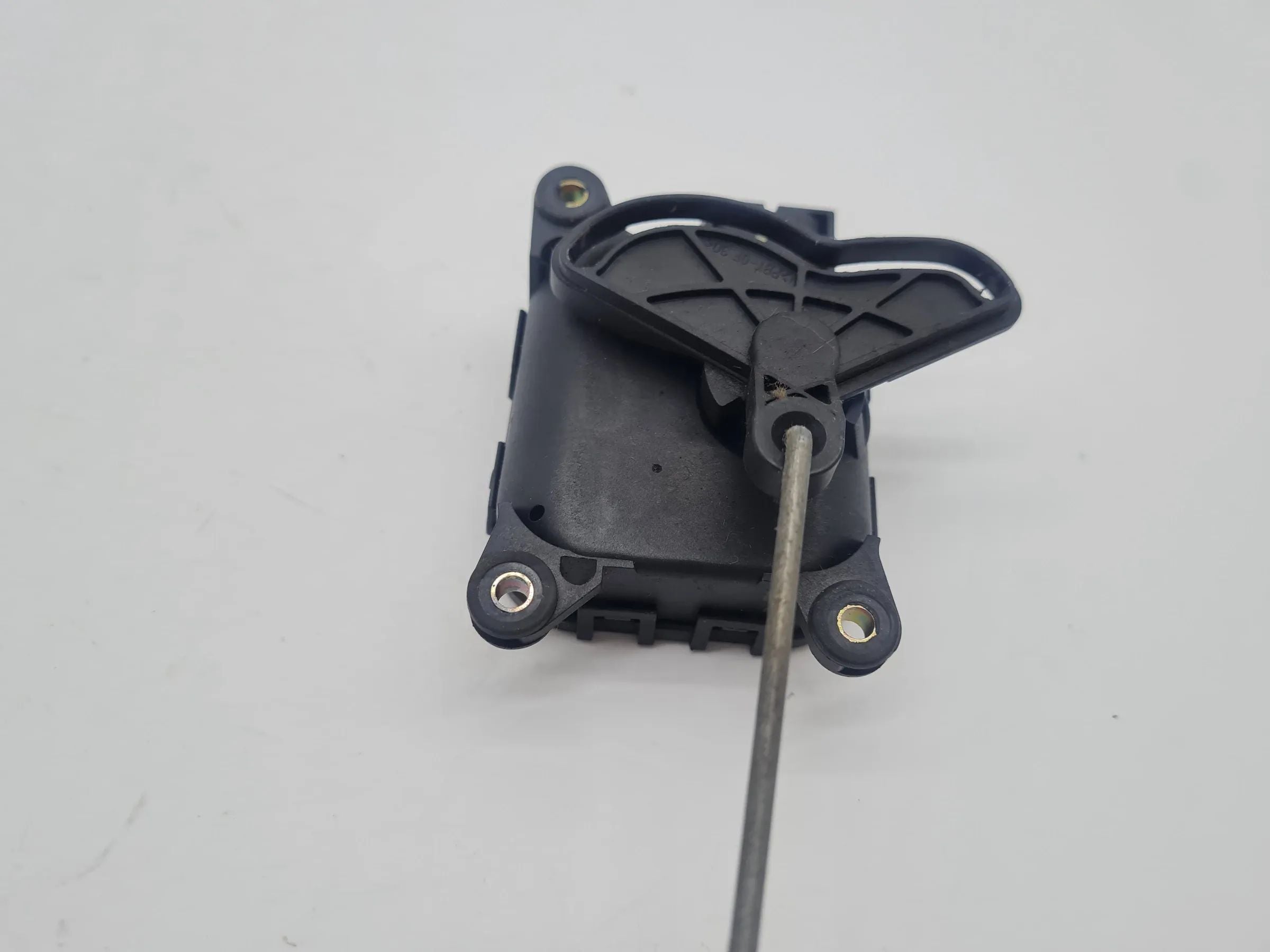 Original Audi A6 (4B2/4B4) Stellmotor Temperaturregelklappe 0132801129