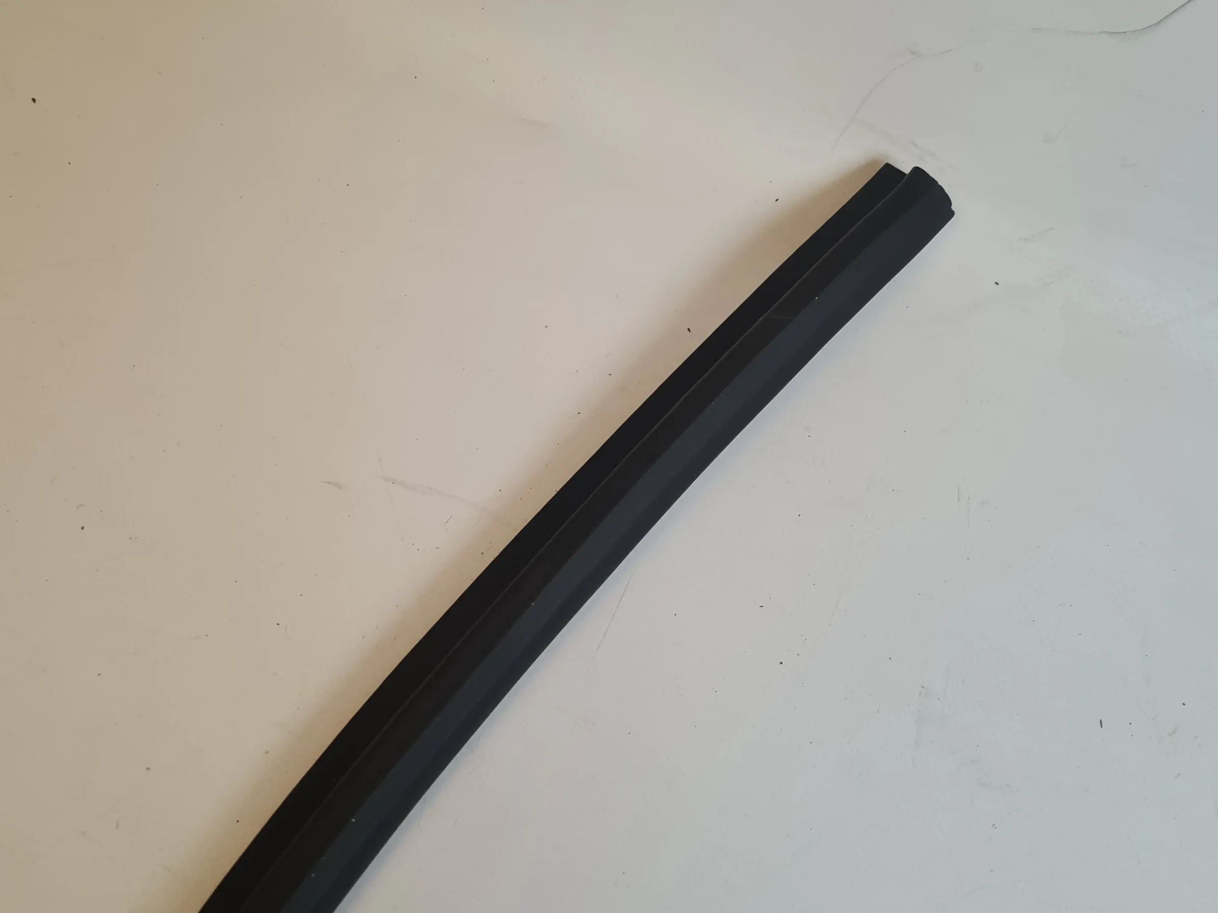 Original Mini One (R50/R53) Türdichtung Fenster Dichtung Innen Rechts