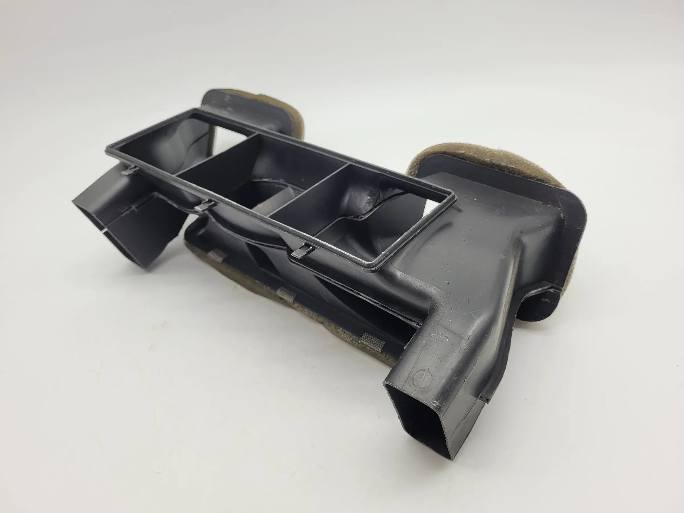 Original Audi A6 (4B2/4B4) Luftkanal Luftführung 4B1819389