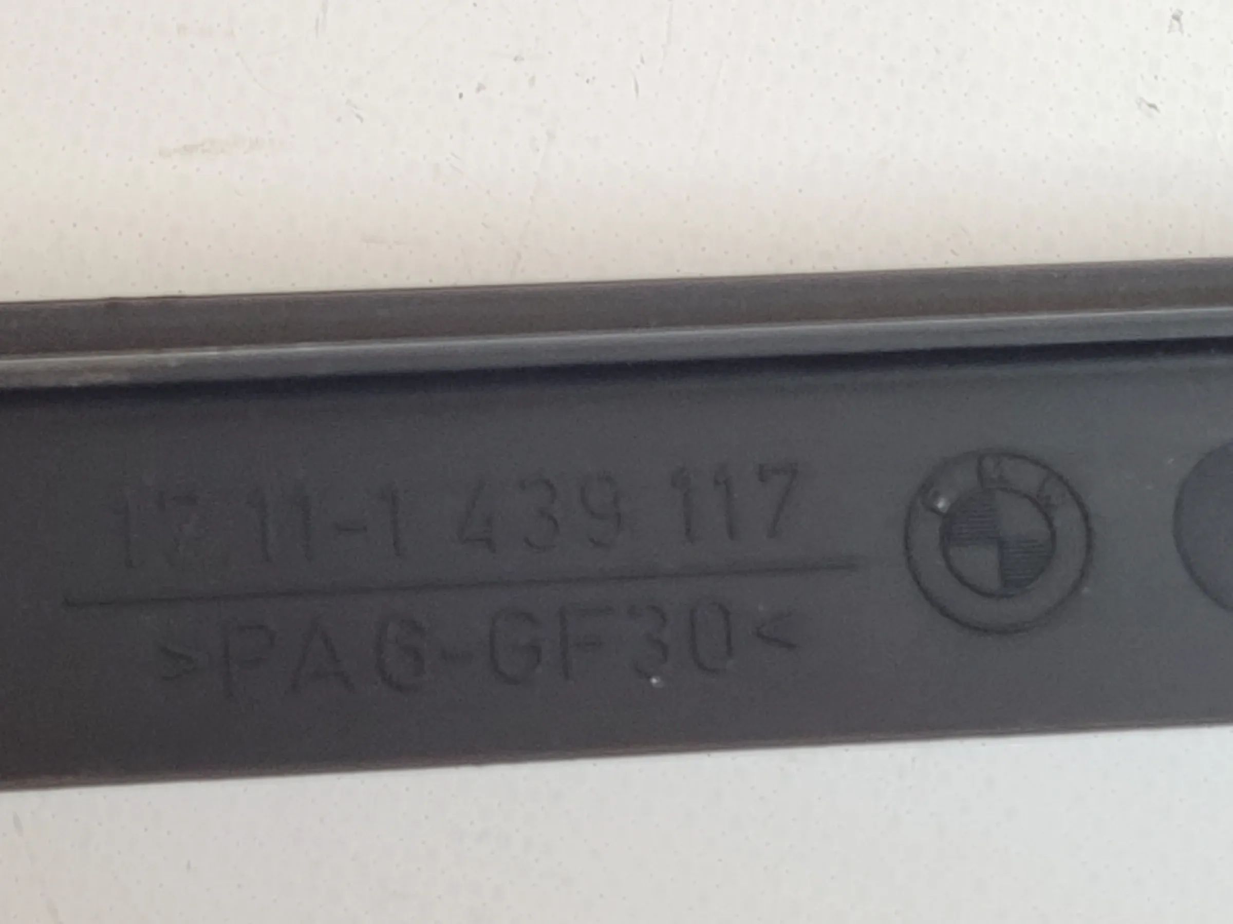 Original BMW X5 (E53) Halter Wasserkühler Halterung 17.11-1439117