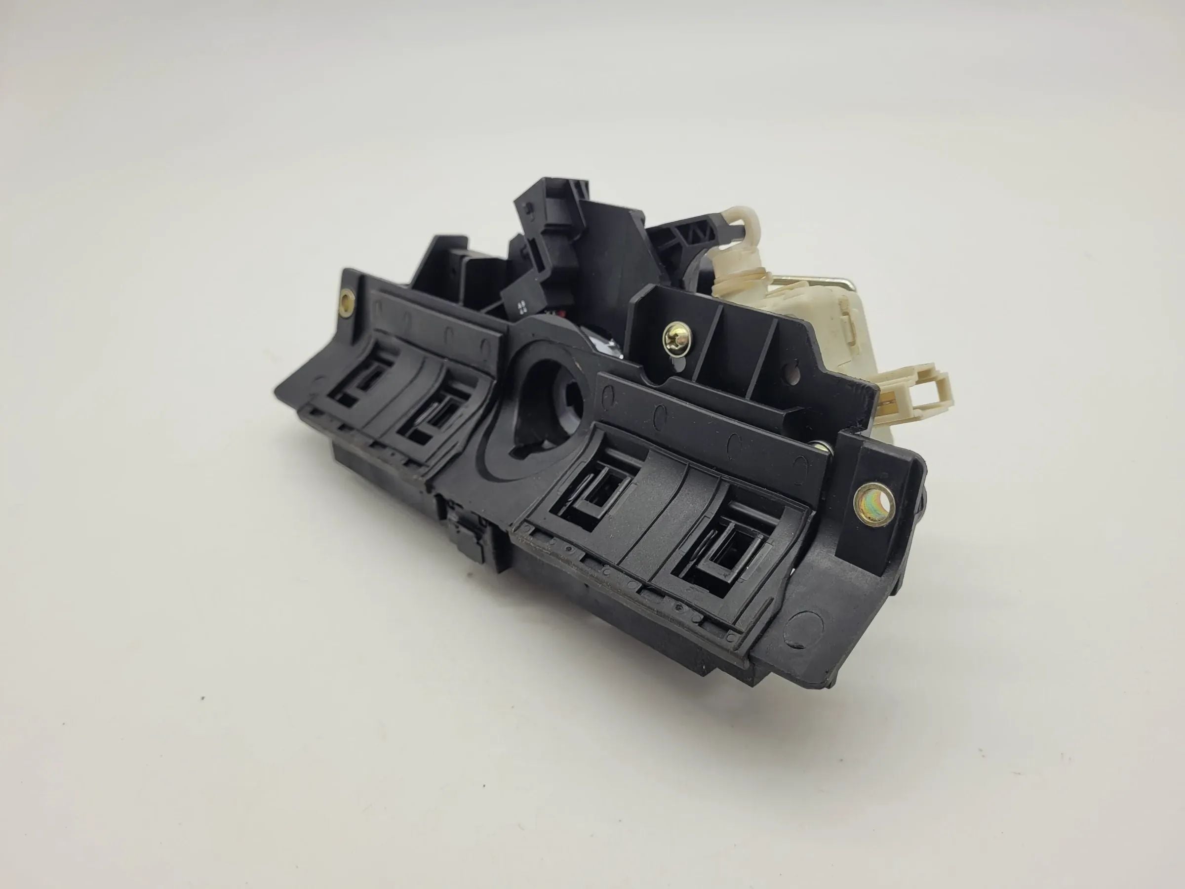 Original Audi A6 (4B2/4B4) Heckklappenschloß 4B0827565 H/J