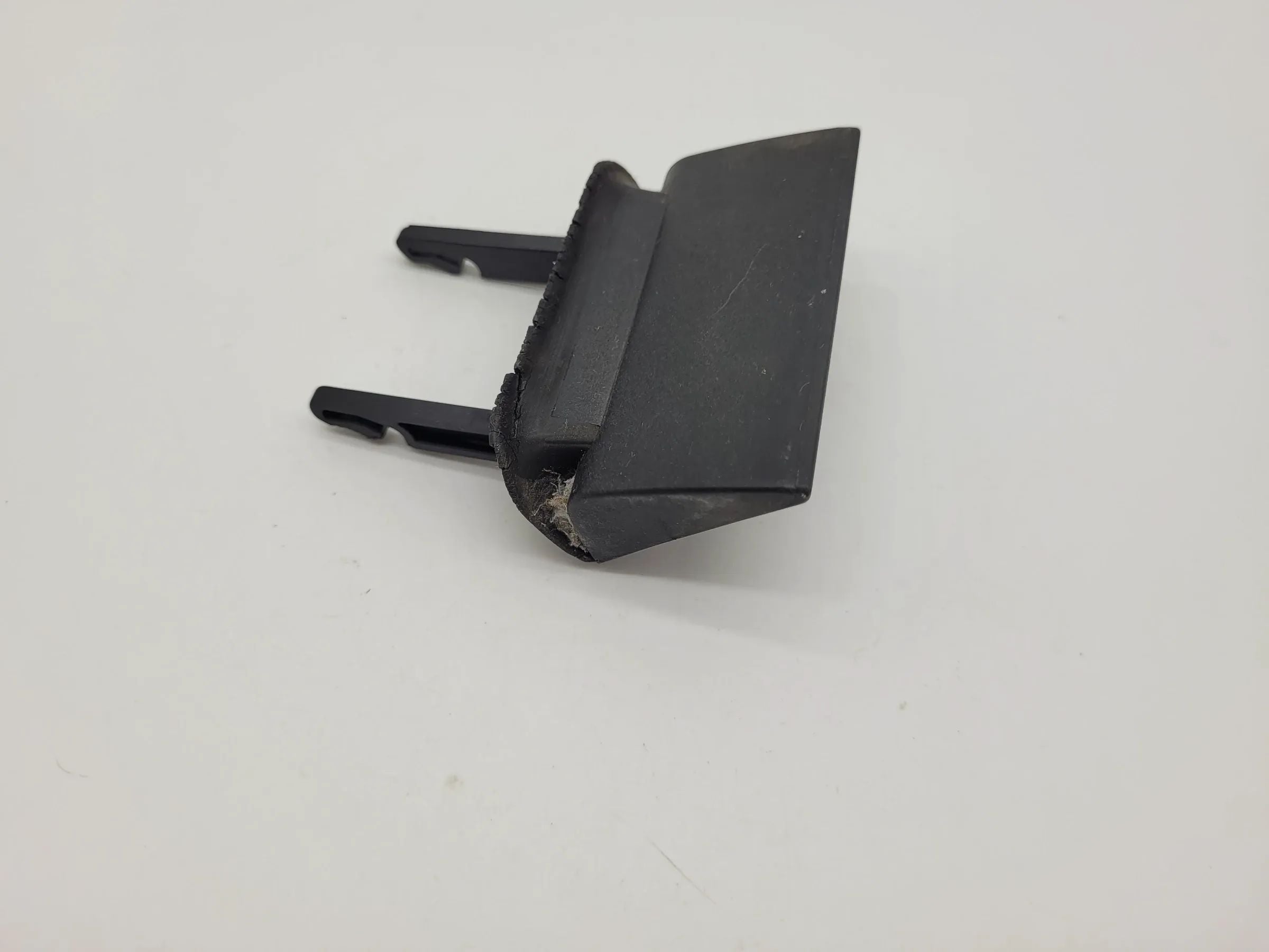 Original Audi A6 (4B2/4B4) Heckklappengriff 4B0827778A