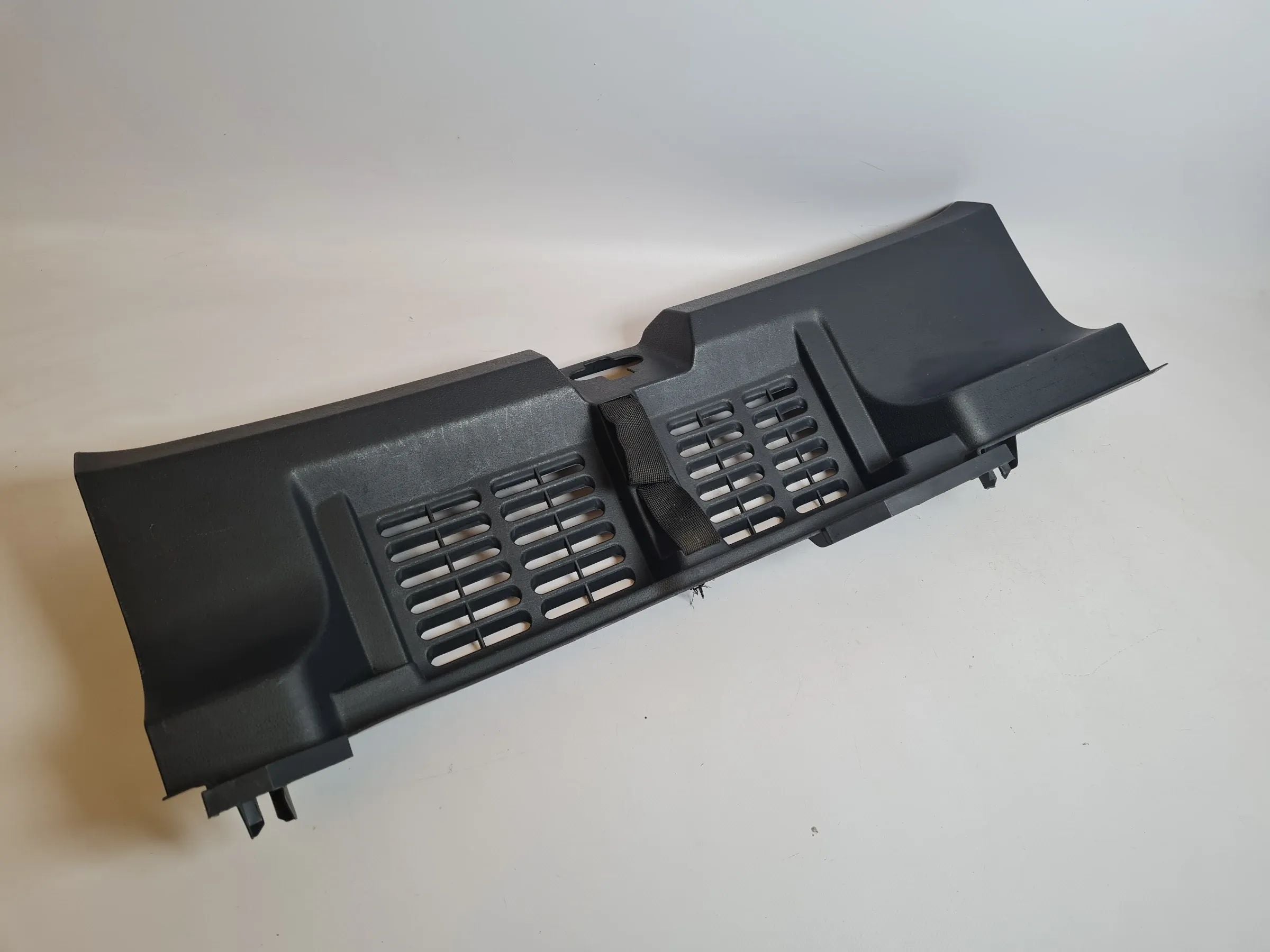 Original Seat Ibiza IV (6J5/6P1) Abdeckung Schlossträger Ladekante 6J4863459C