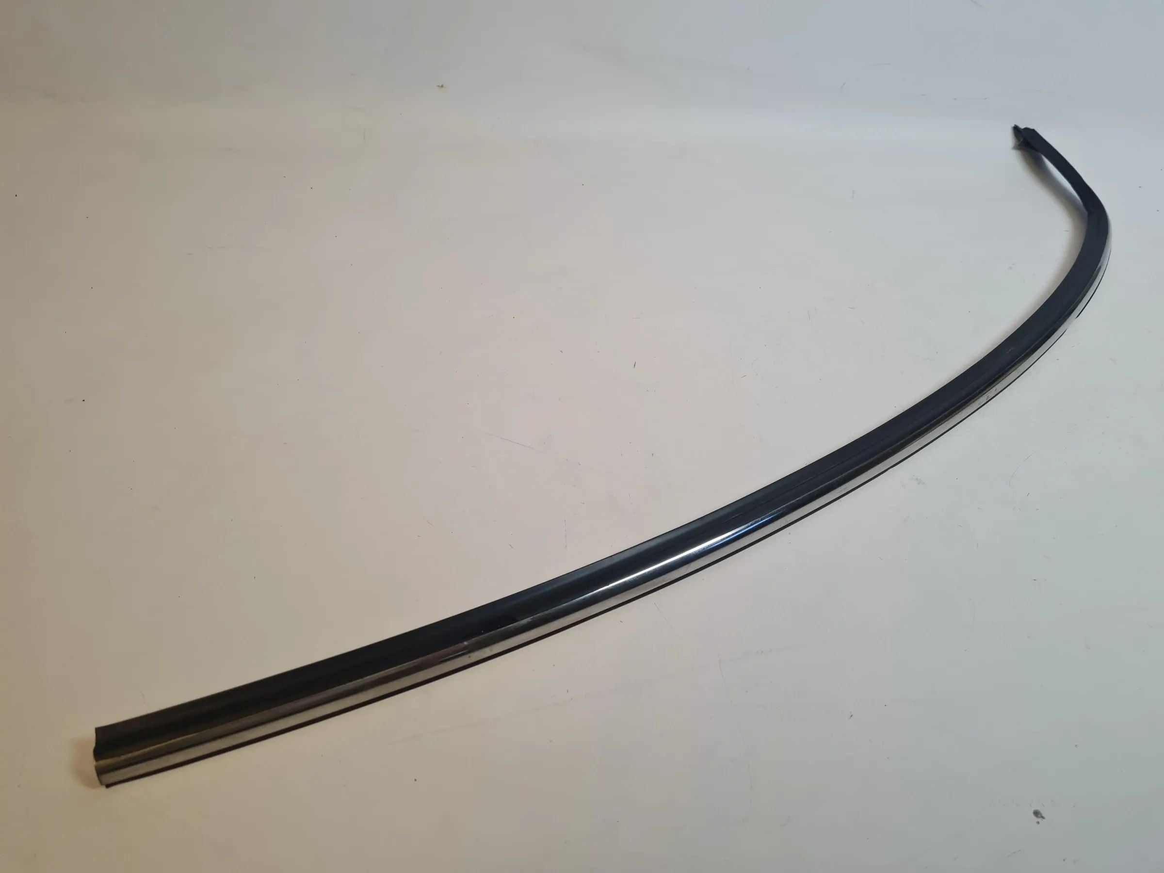 Original Mini One (R50/R53) Dichtung Windschutzscheibe Vorne Links 7051527