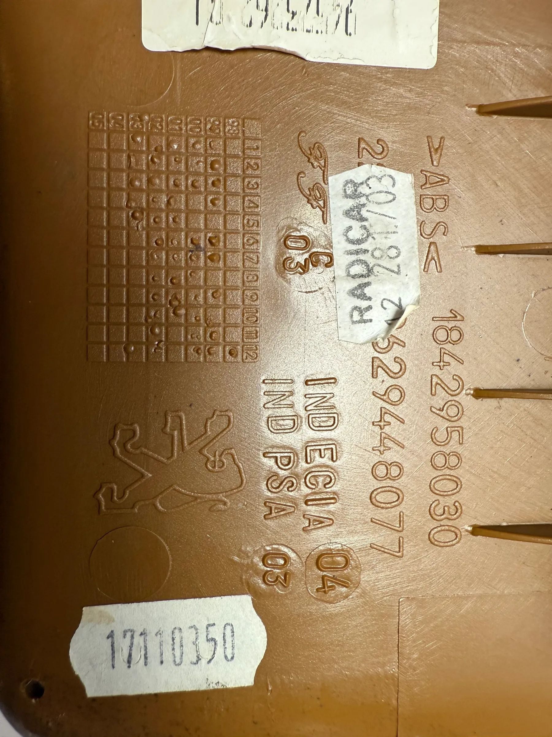 Oryginalna konsola środkowa PEUGEOT 607 schowek drewno korzeniowe 9629448077 / 1842958030