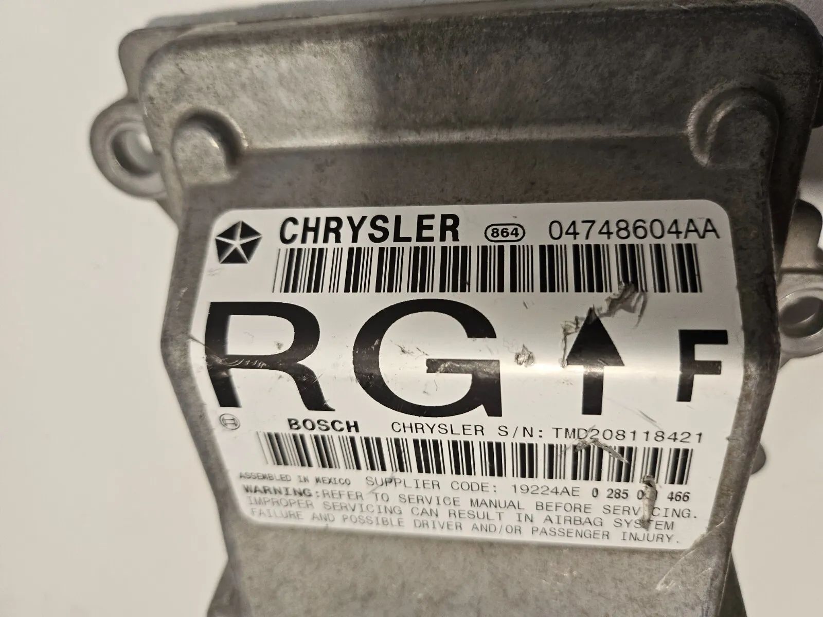 orijinal Chrysler Voyager 2.5 CRD RG Motor Beyni 04748604AA