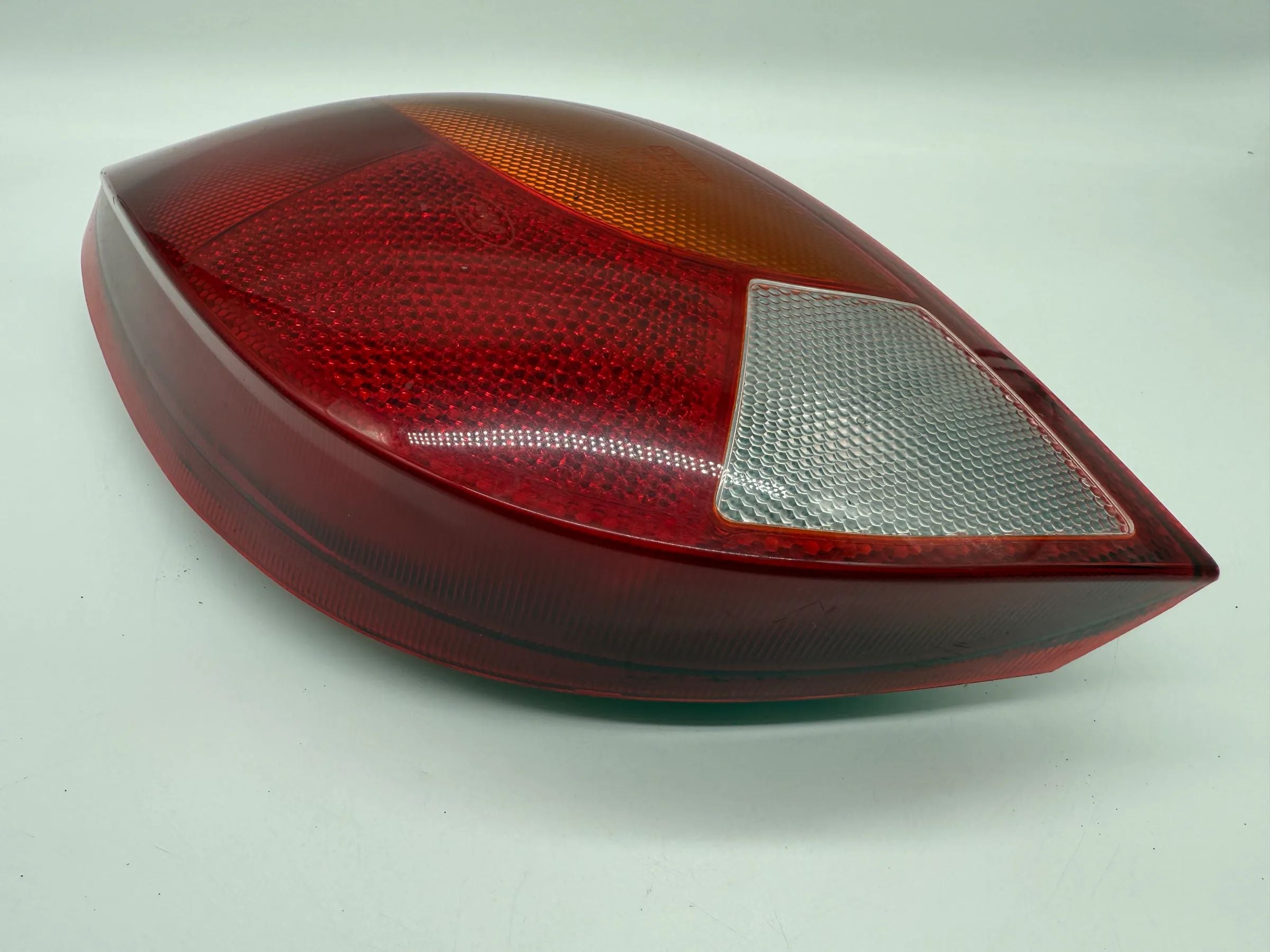 Ford KA RBT rear light tail light right R1 393666 / 97KG13A602 