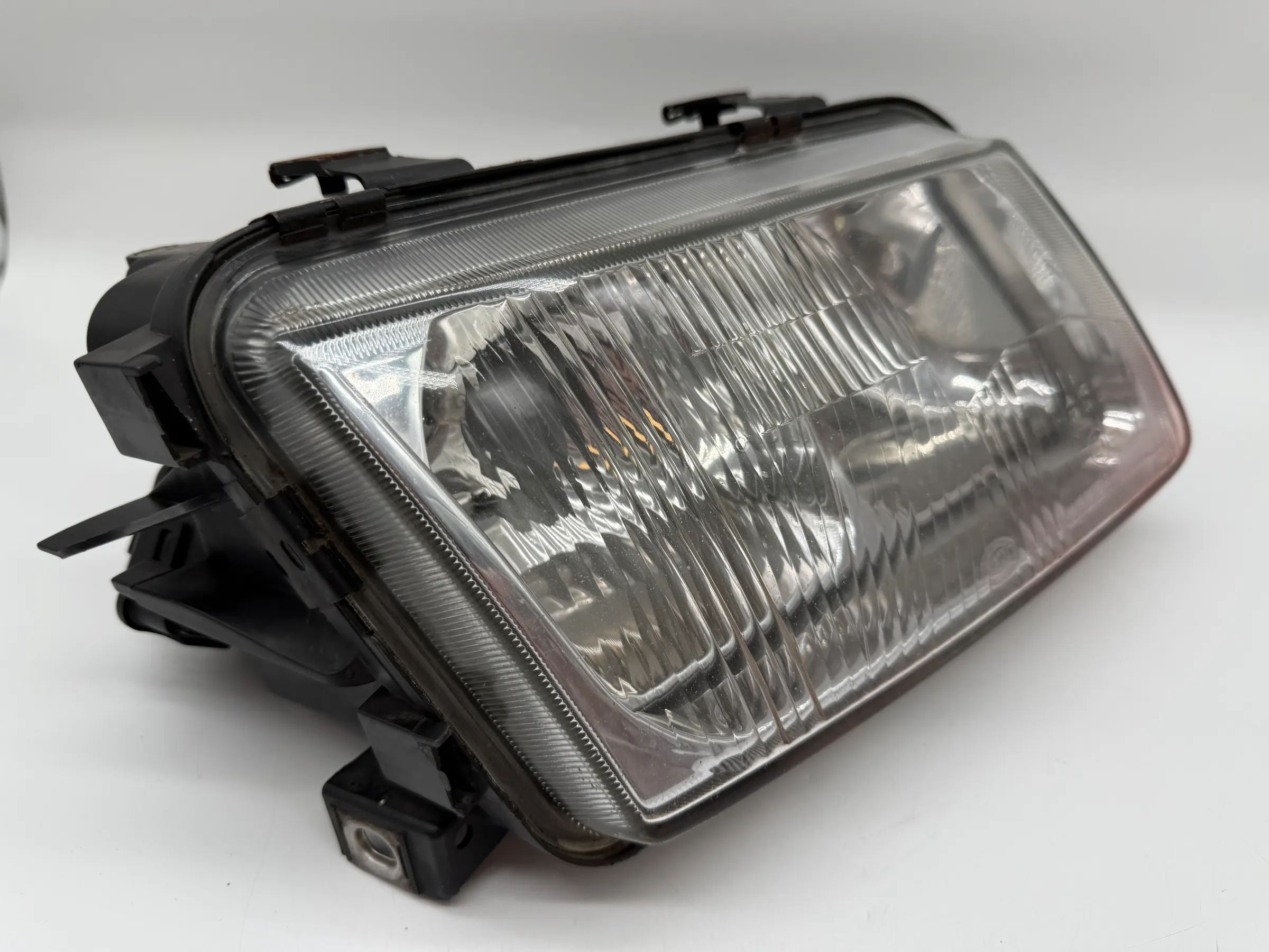 Original AUDI A3 (8L) Scheinwerfer Rechts 00296303430