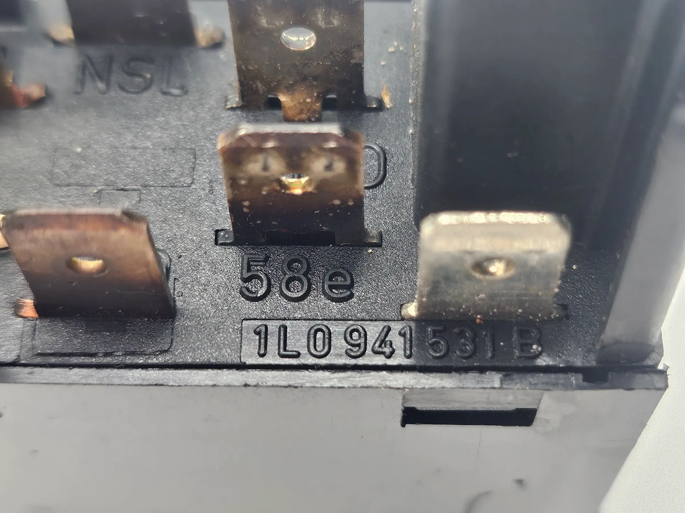 Originele Seat Toledo (1L) Lichtschakelaar 1L0941531B