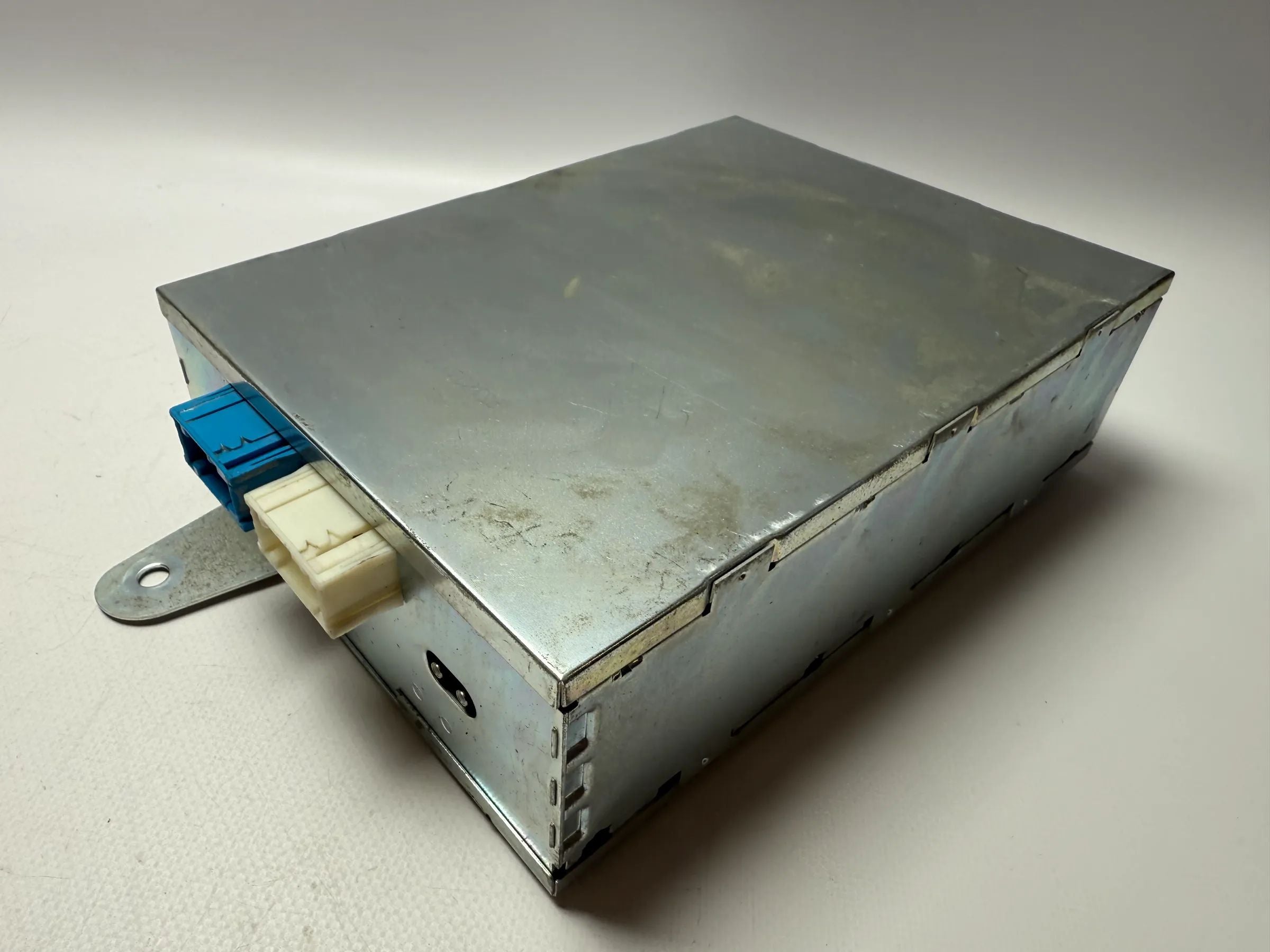 Orijinal BMW E38 E39 Kontrol Ünitesi Video / GPS / Navigasyon 6911221 / 037138052