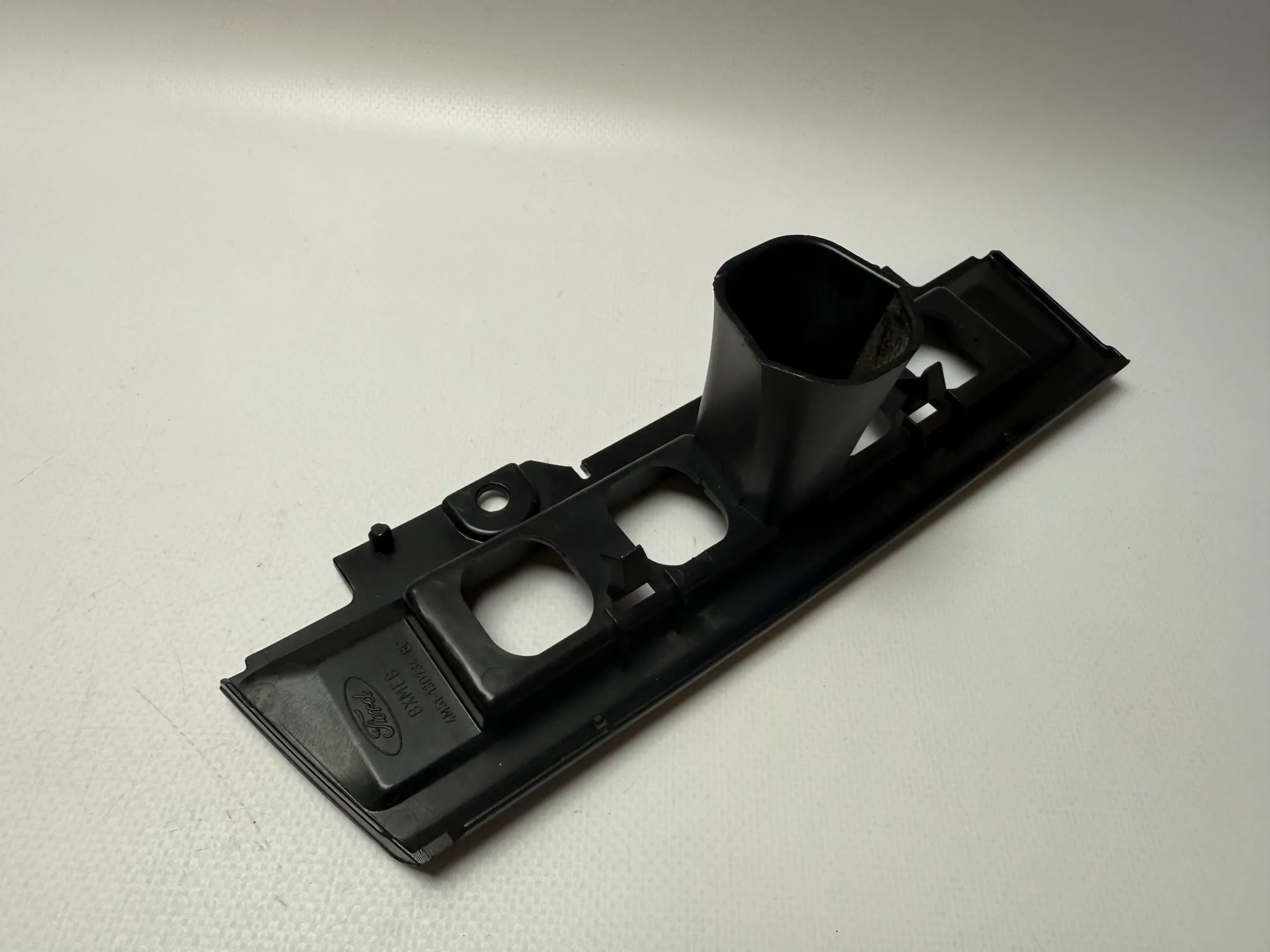 Original Ford Focus Embellecedor / Cubierta Interruptor Calefacción etc. 4M51-13D734-BC