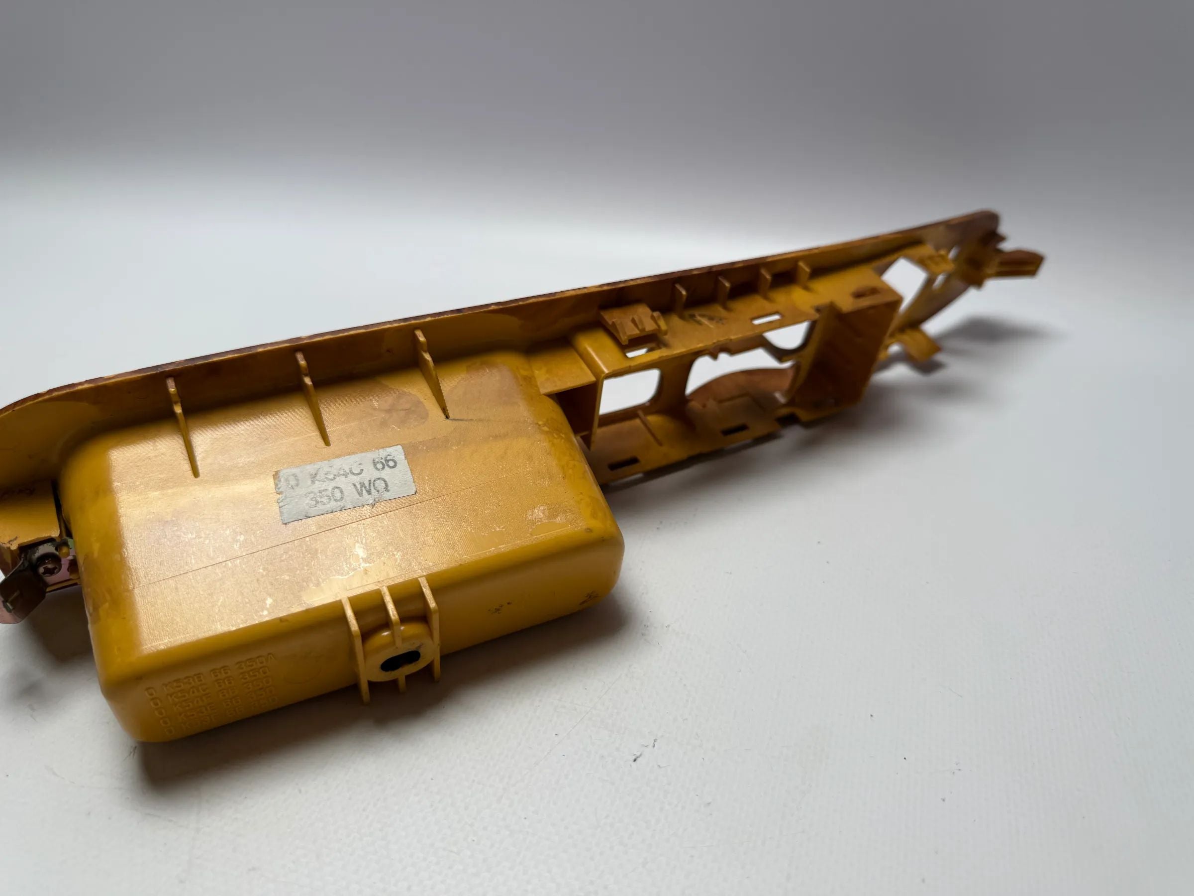 Original Kia Carnival II cover / trim switch window regulator 0K53B66350A 