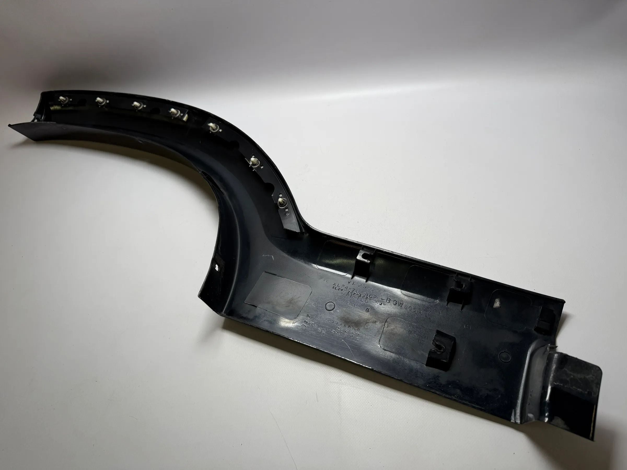 Original Ford Explorer Zierleiste Kotflügel Rechts XL24-78291C20-BGW