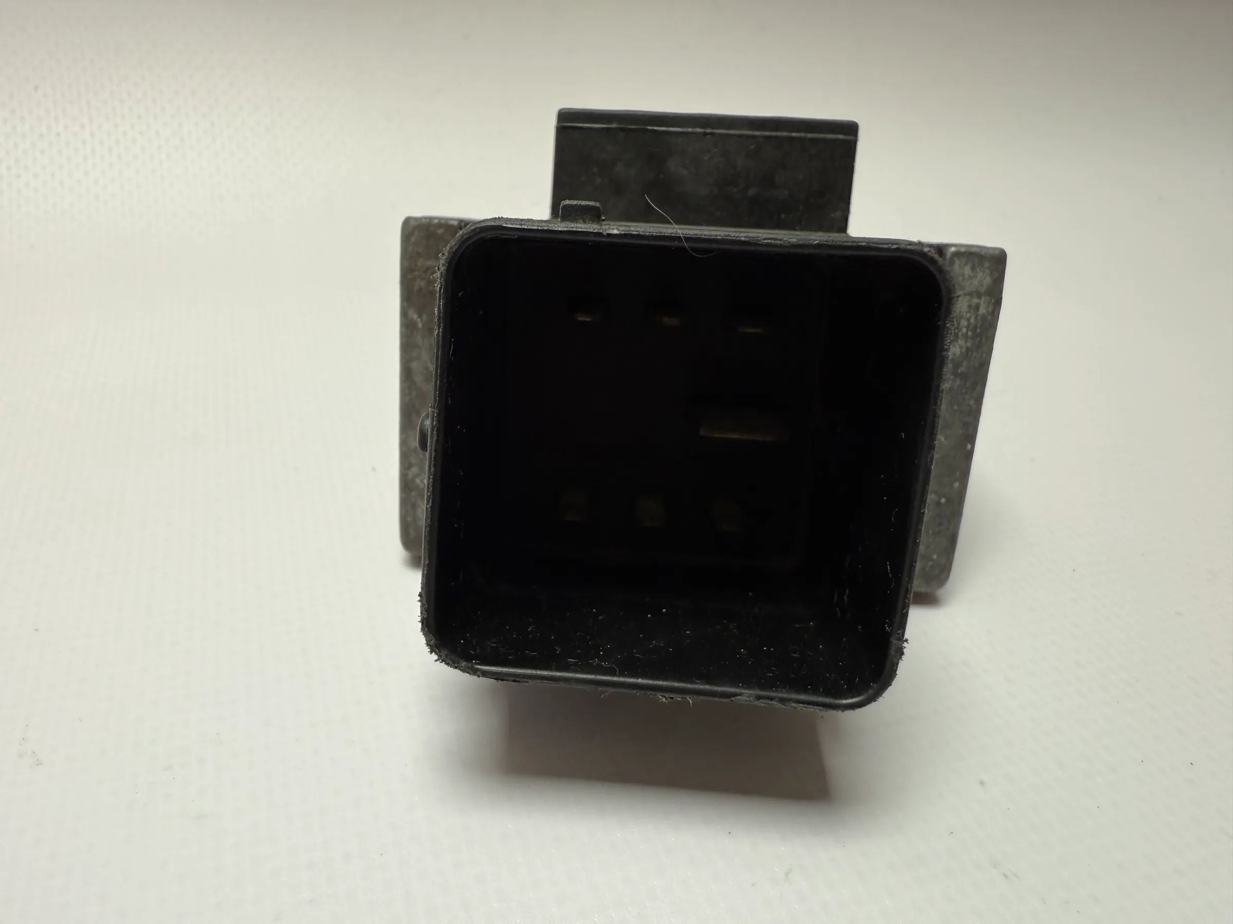 純正Renault Laguna Twingo グロープラグリレー抵抗 Nagares 9640469680-A