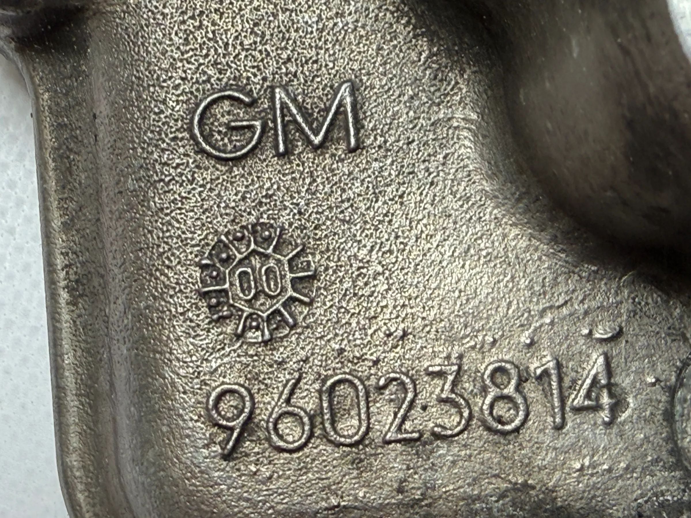 Oryginalna obudowa skrzyni biegów BMW X5 E53 3.0i 235 KM GM 96023814