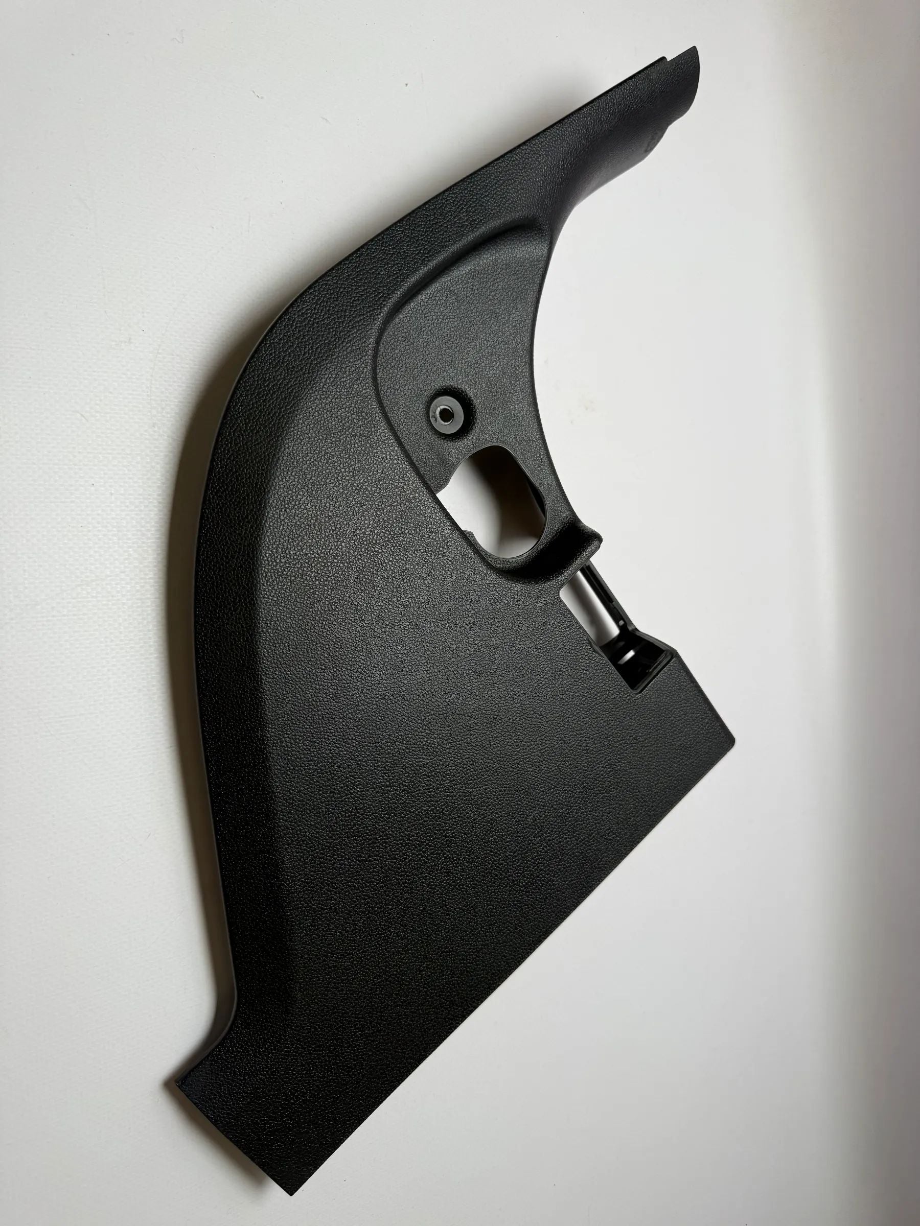 Original BMW E90 E91 E92 side panel cover footwell trim 51437066989 