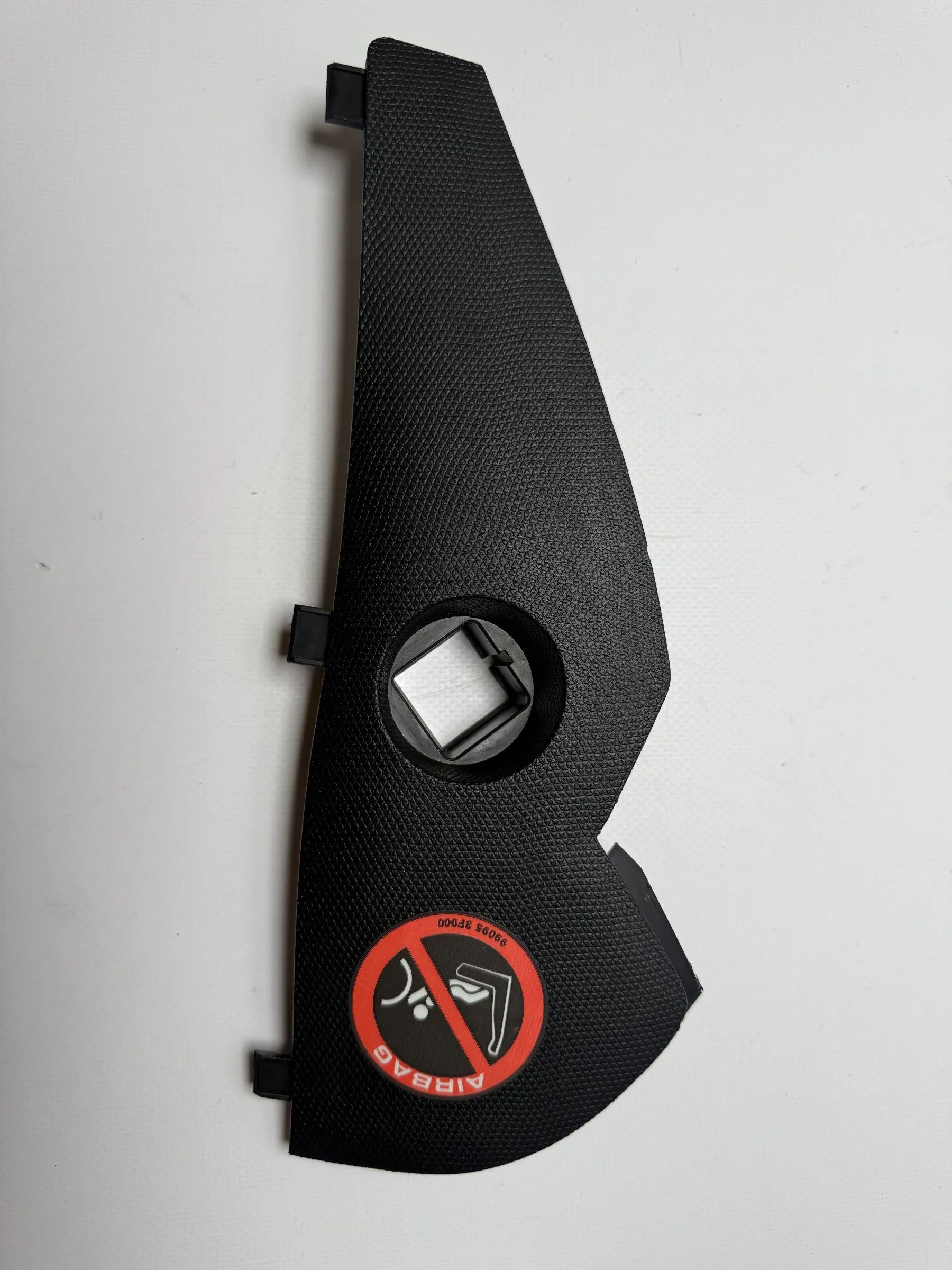 Original NISSAN Micra 3 III K12 trim cover dashboard 68498BC710 