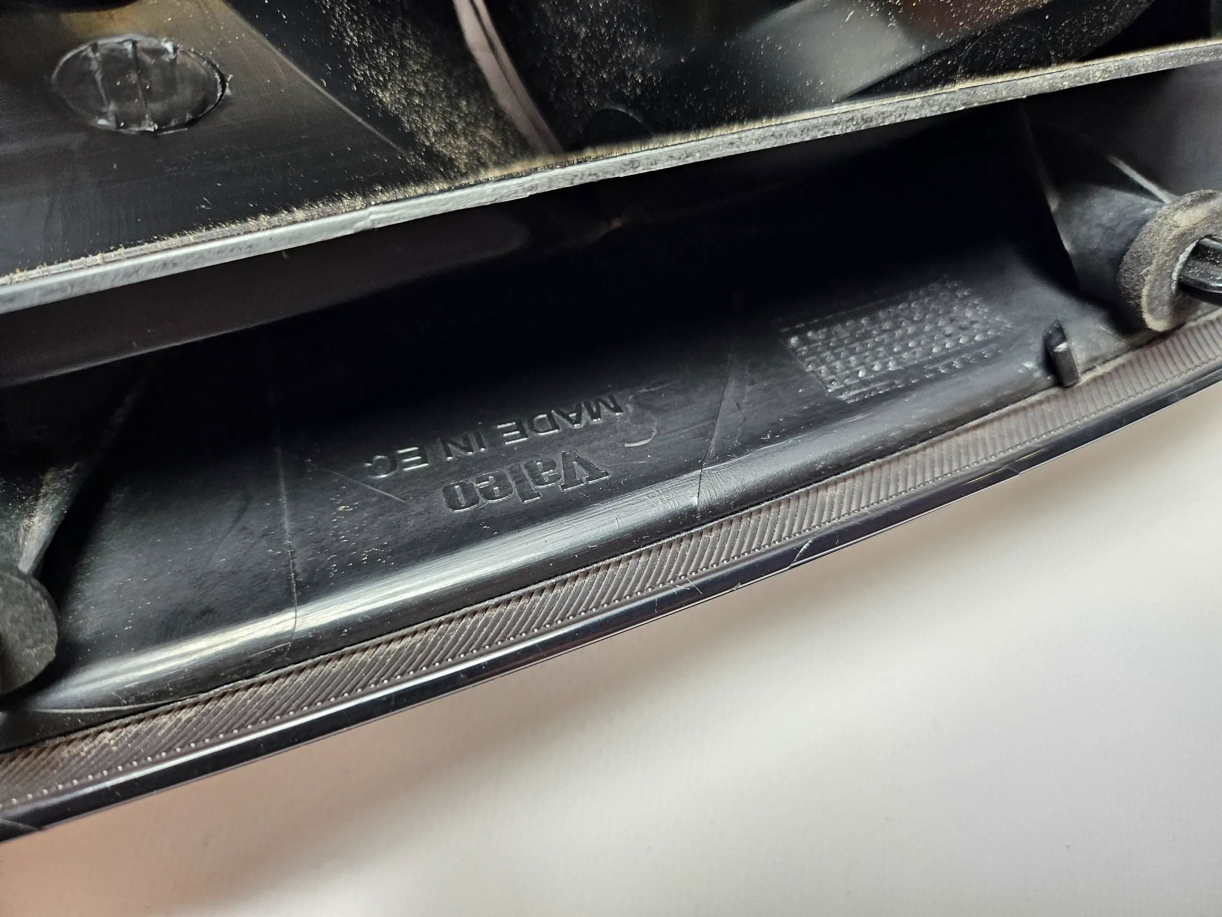 असली OPEL CORSA C F08 रुक्लेयट राइट ब्लैक 89307501