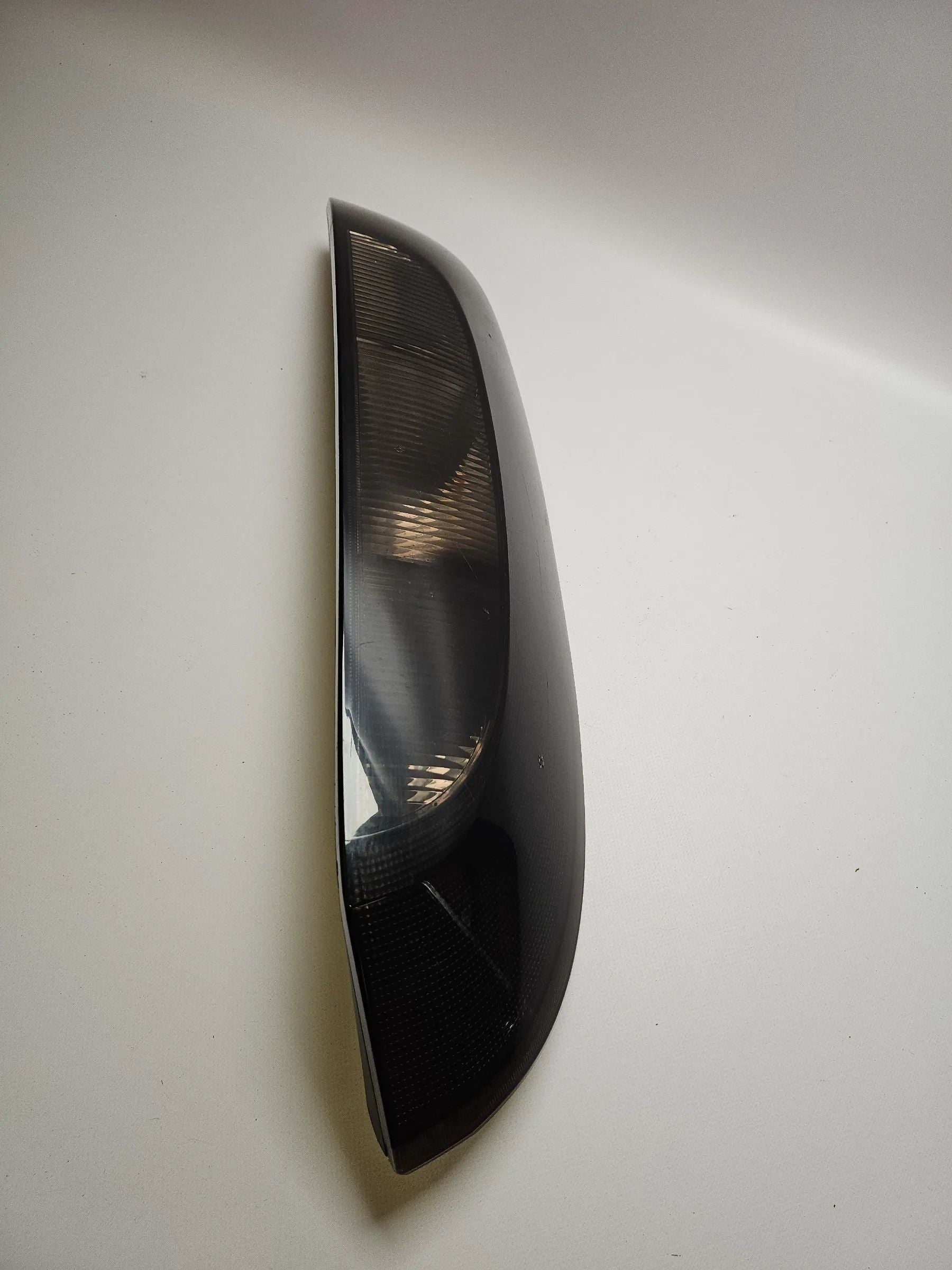 luz trasera izquierda original VALEO OPEL CORSA C F08 F68 negro 89307491