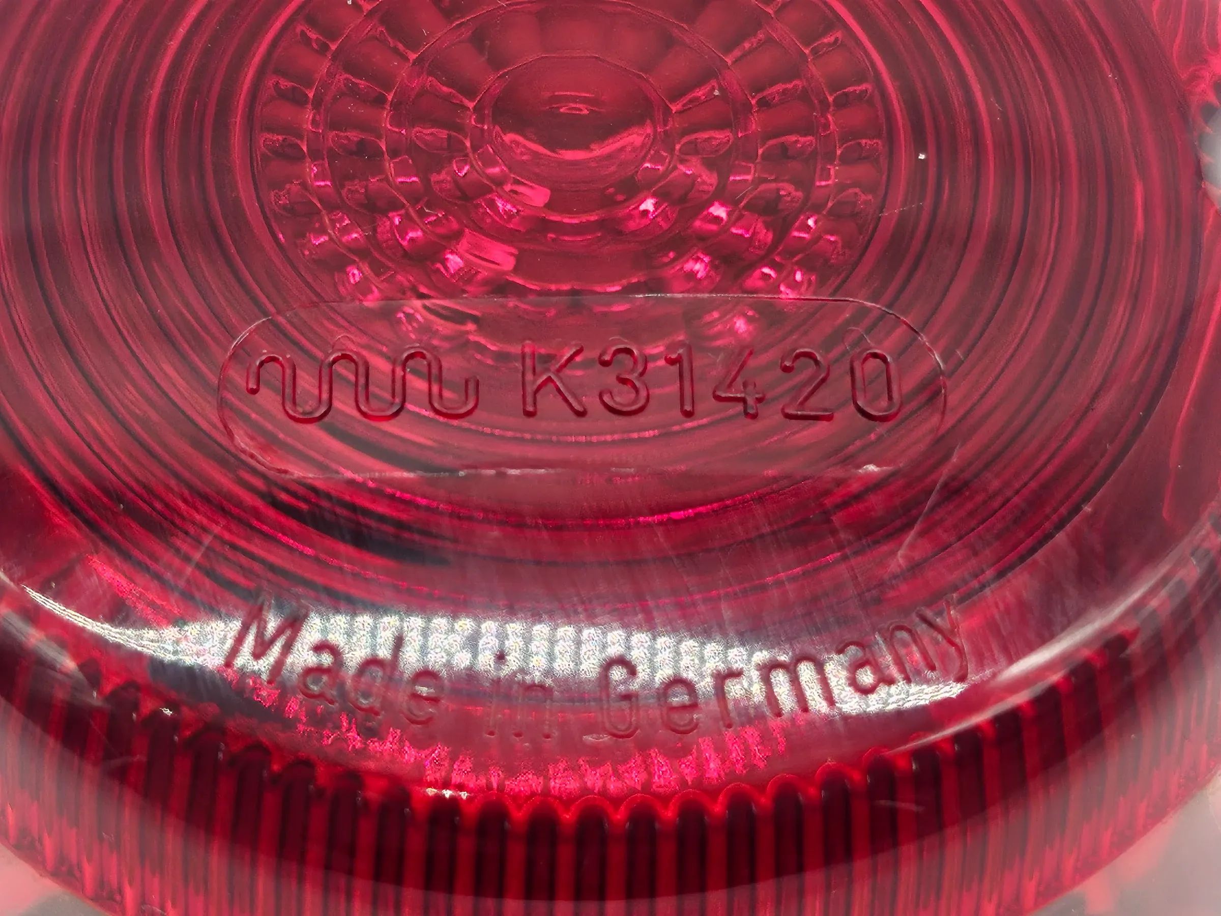 Original HELLA Luz Trasera K31420