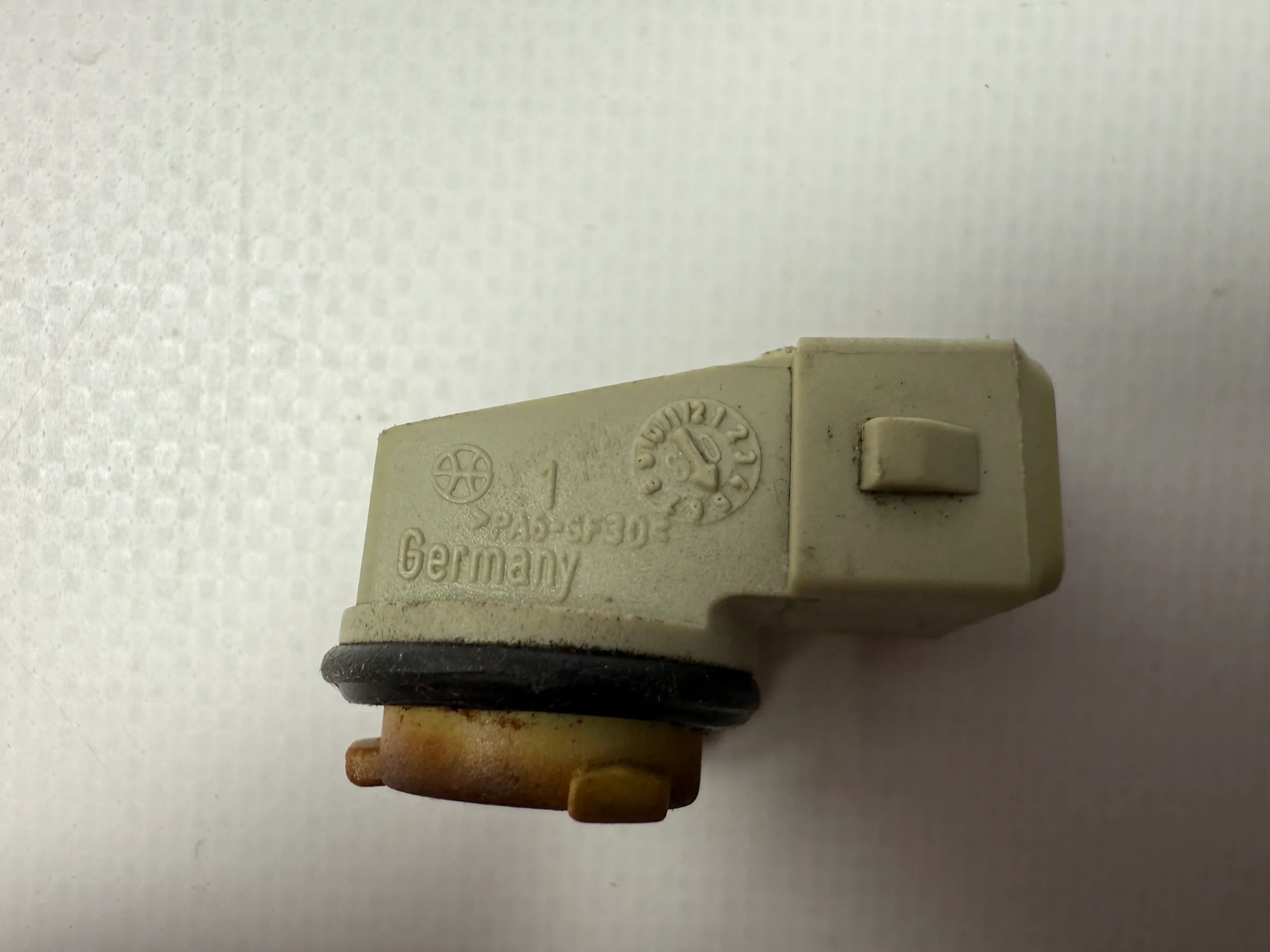 Original Mercedes-Benz Sprinter Lampenträger Seitenleuchte 0028209156 4204