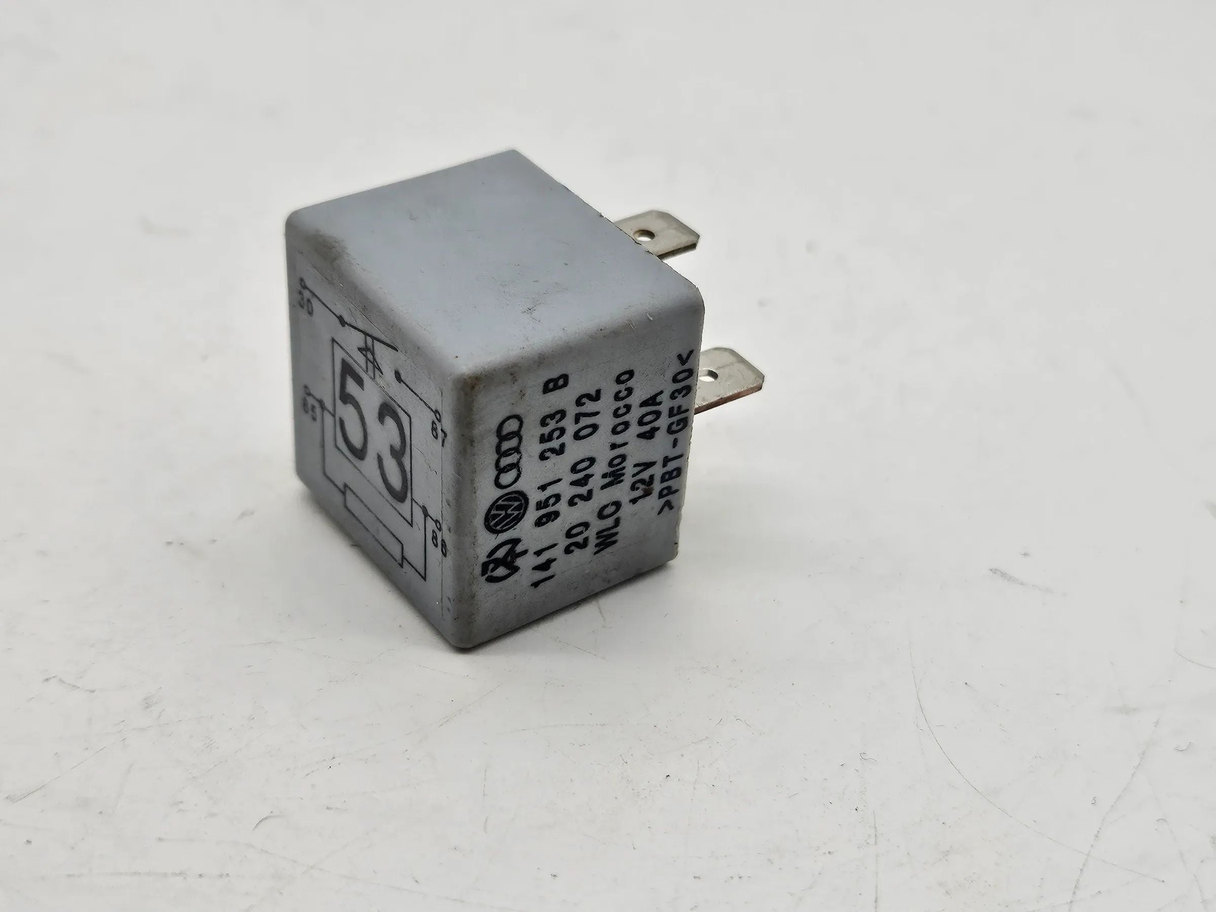 Relé VW 53 Relé de trabalho Relé multifunções Audi Seat Volkswagen Skoda 141951253 Auto-veritas