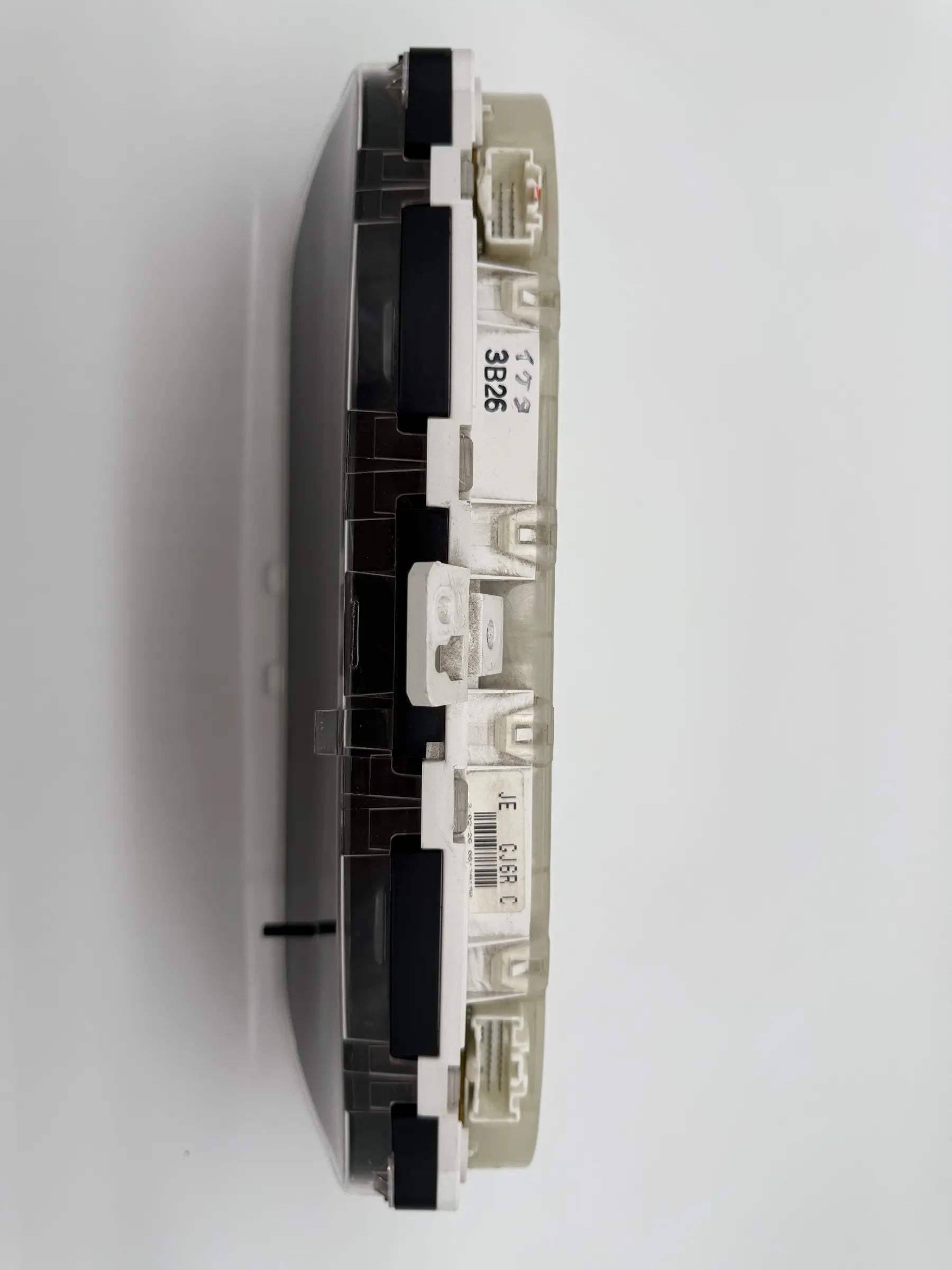 Speedometer Mazda 6 GY 2003 station wagon petrol speedometer instrument cluster JEGJ6RC F88438 