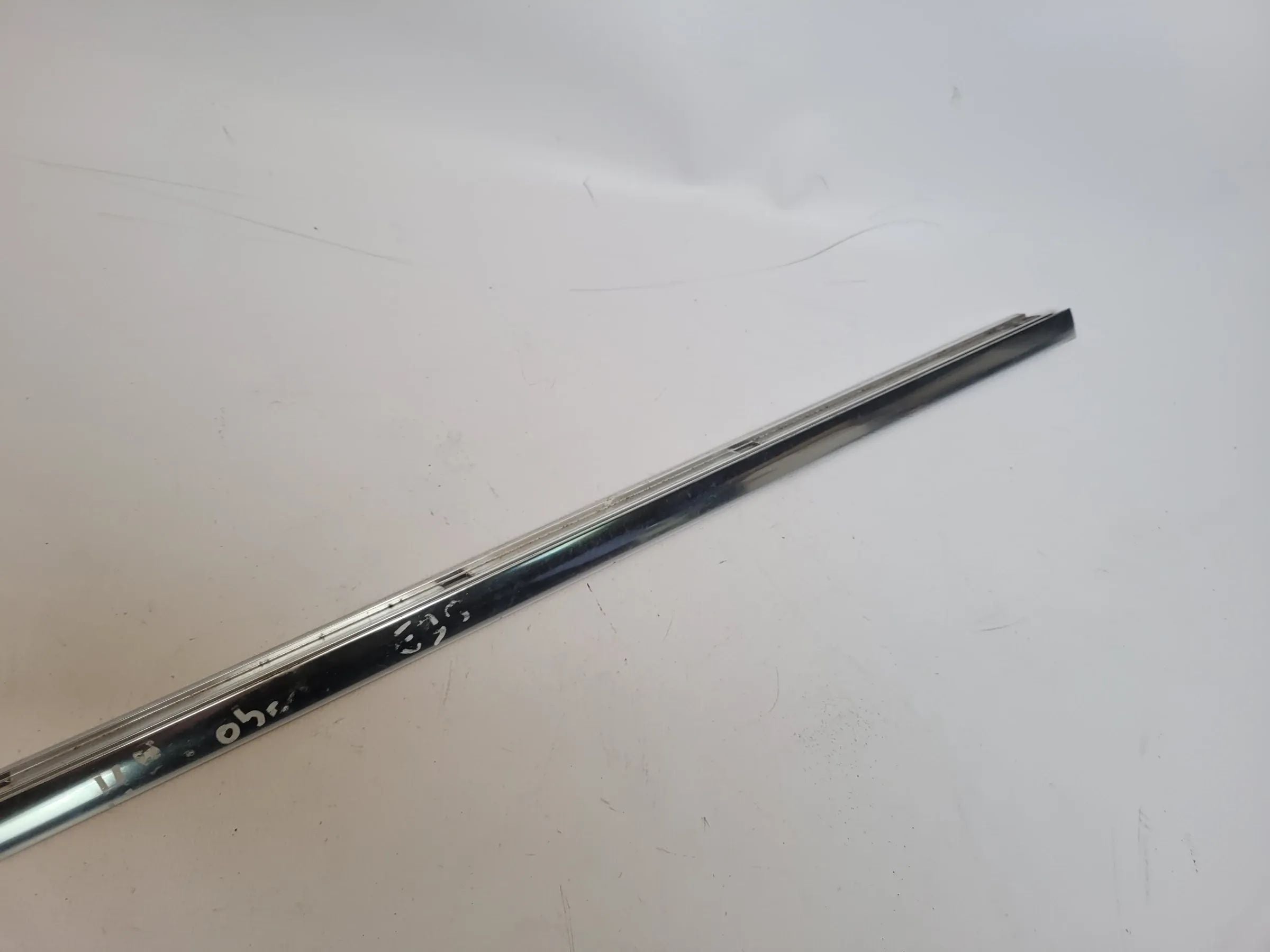 Original BMW 5er Touring E39 Tür Chrom Leiste Hinten Links Oben