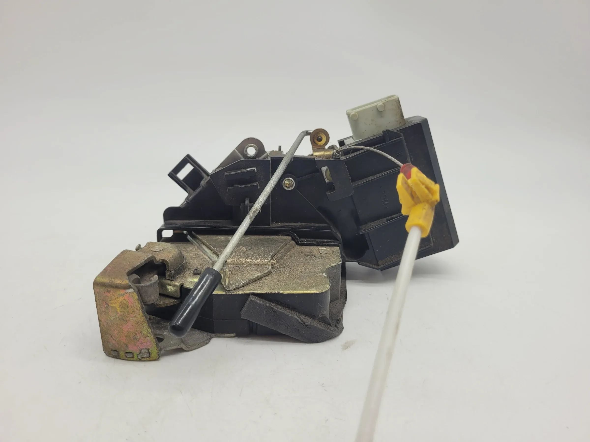 BMW 5er Touring Türschloss mit Stellmotor Links Hinten 67.11-8352165 Original