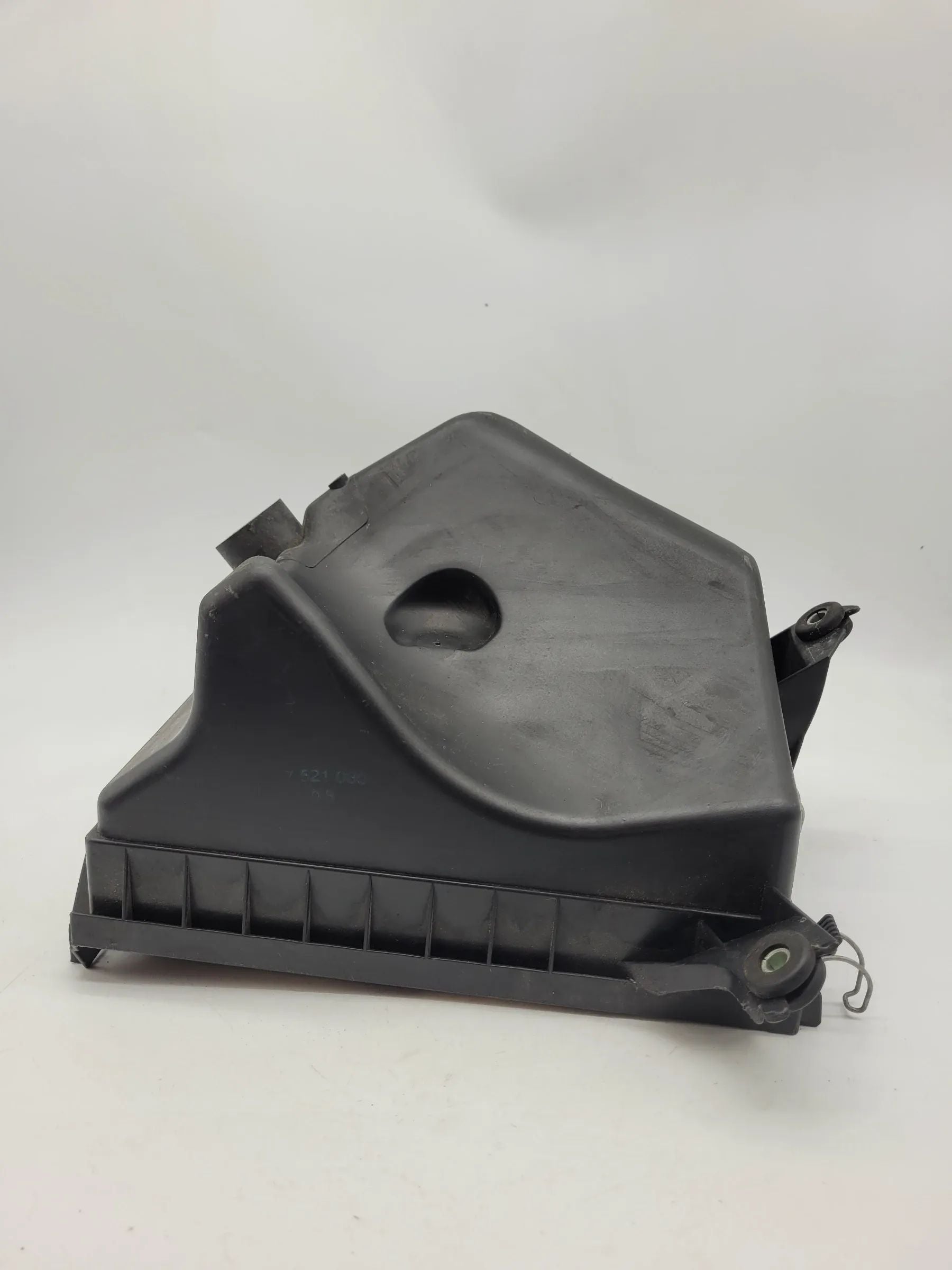 BMW E60 E61 E63 E64 Luft Filter Ansaug Schall Dämpfer Benziner M54 N52 7521030