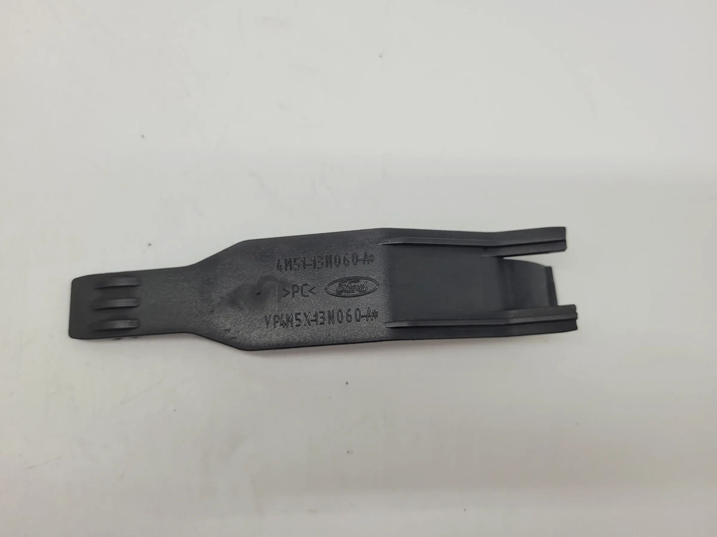 Ford Focus II DA Scheinwerfer Schiene Halter L/R 4M51-13N060-AA (Original)