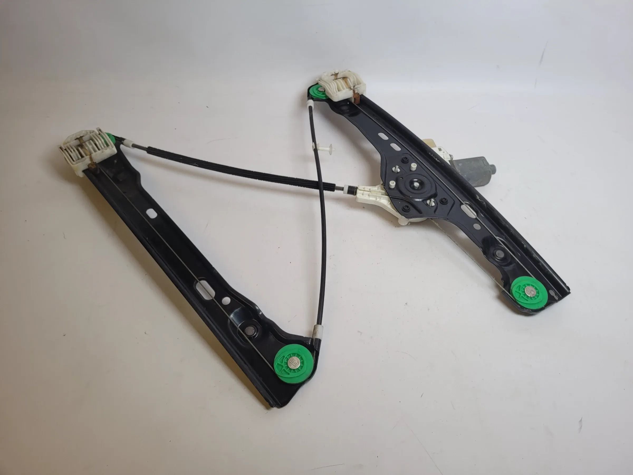 BMW 3er Touring E91 Fensterhebermotor + Gestänge Vorne Rechts 7060266 Original