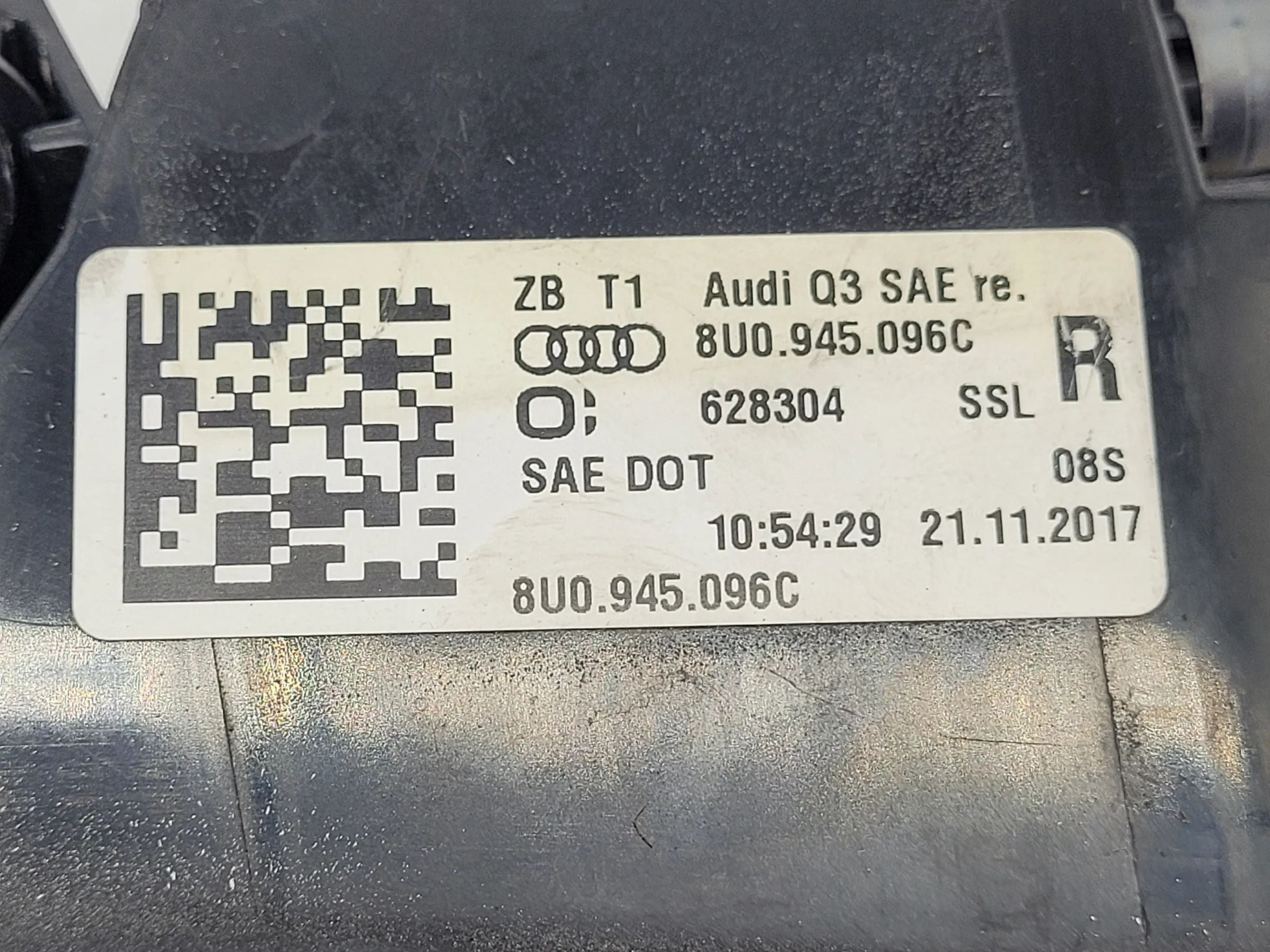 Original Audi Q3 (8UB/8UG) Rückleuchte/Rücklicht Rechts 8U0945096C