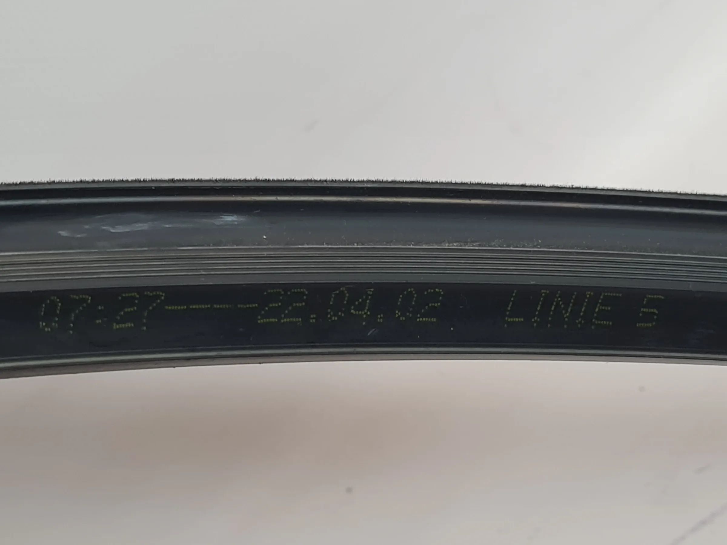 Original Mercedes C-Klasse (CL203) Dichtung Tür Fenster Links Vorne Innen