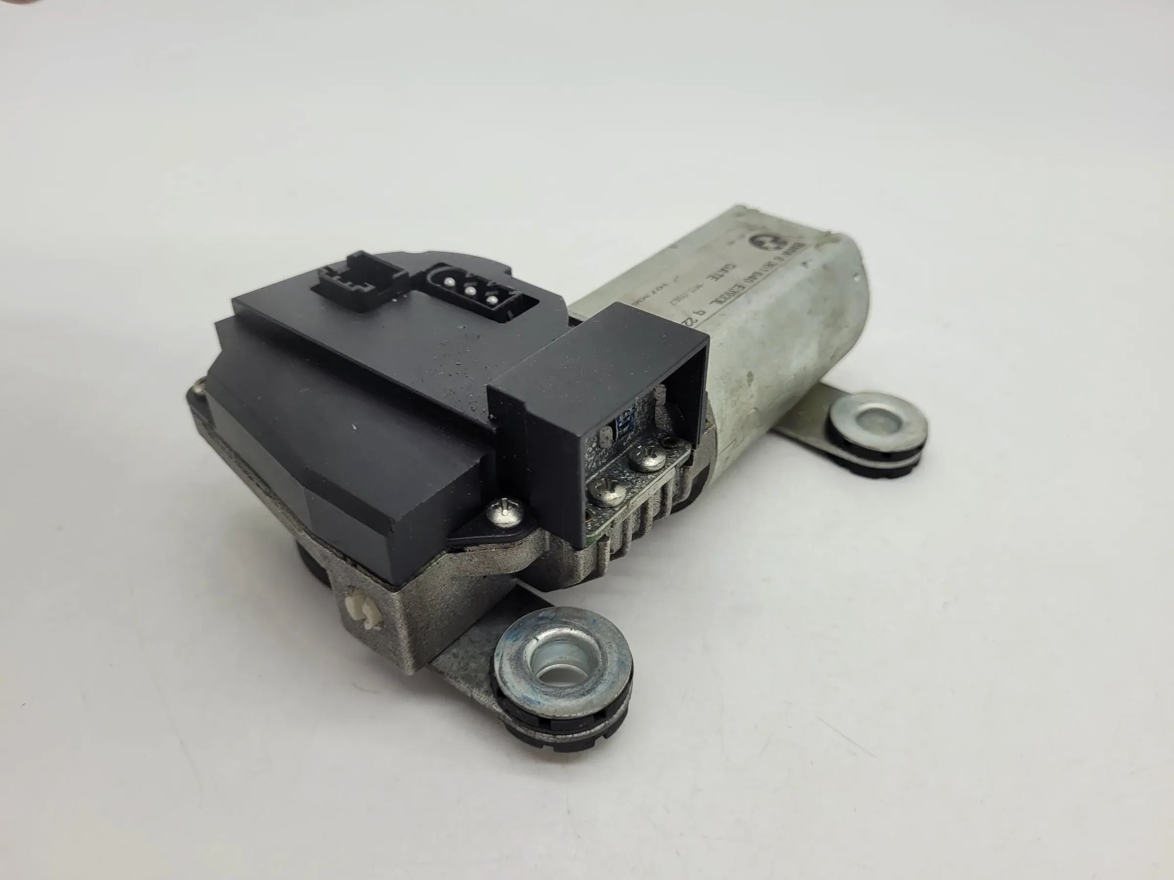 BMW 5er Touring E39 Wischermotor Hinten 8361640 (Original)