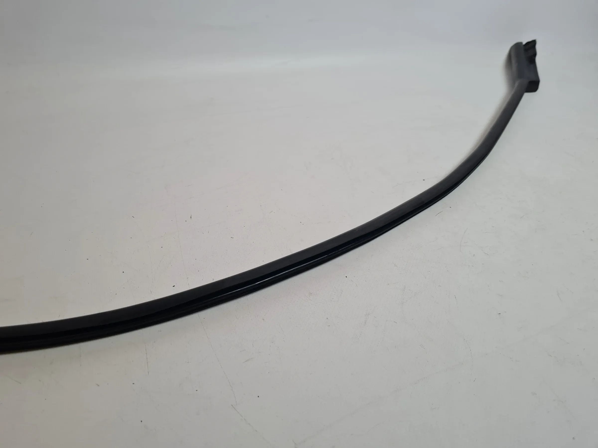 Seat Ibiza IV (6J5/6P1) Fensterschachtabdichtung Rechts 6J4837478