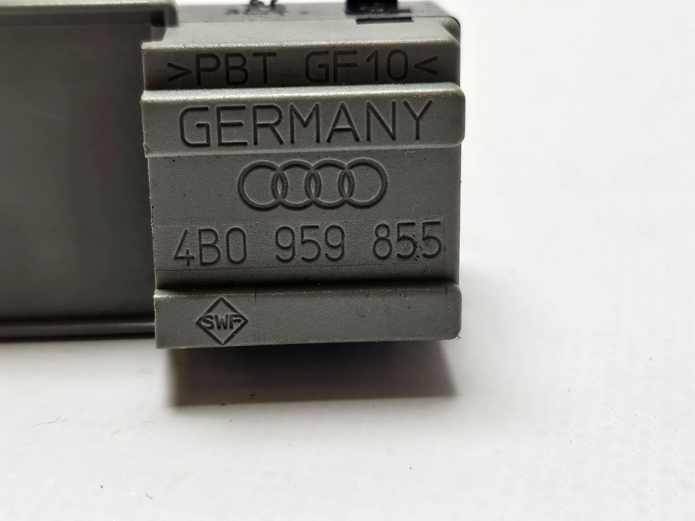 อะไหล่แท้ Audi A6 4B สวิตช์กระจกไฟฟ้า 4B0959855