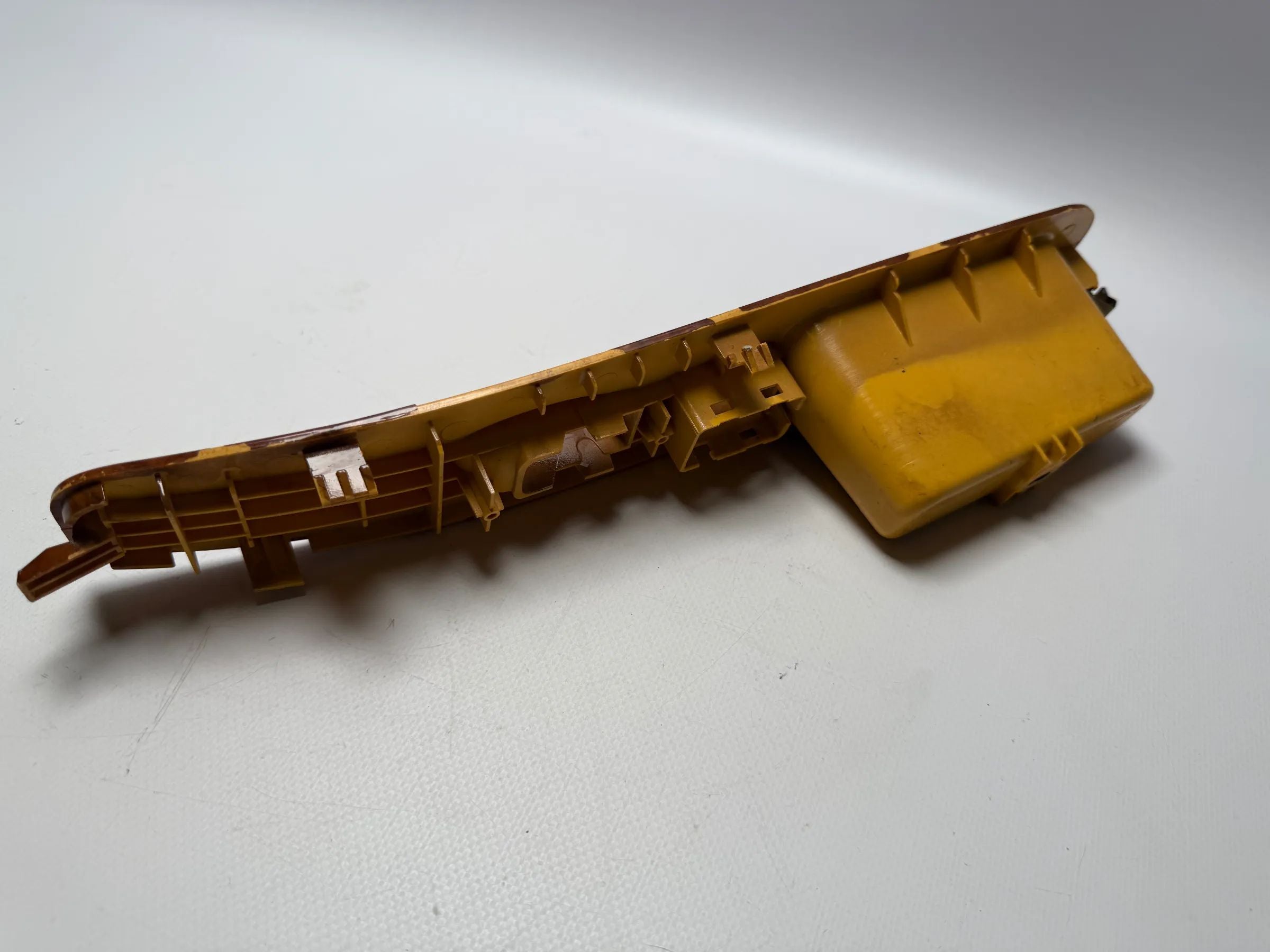 Original Kia Carnival Embellecedor / Carcasa Interruptor Elevalunas 0K53A66360A