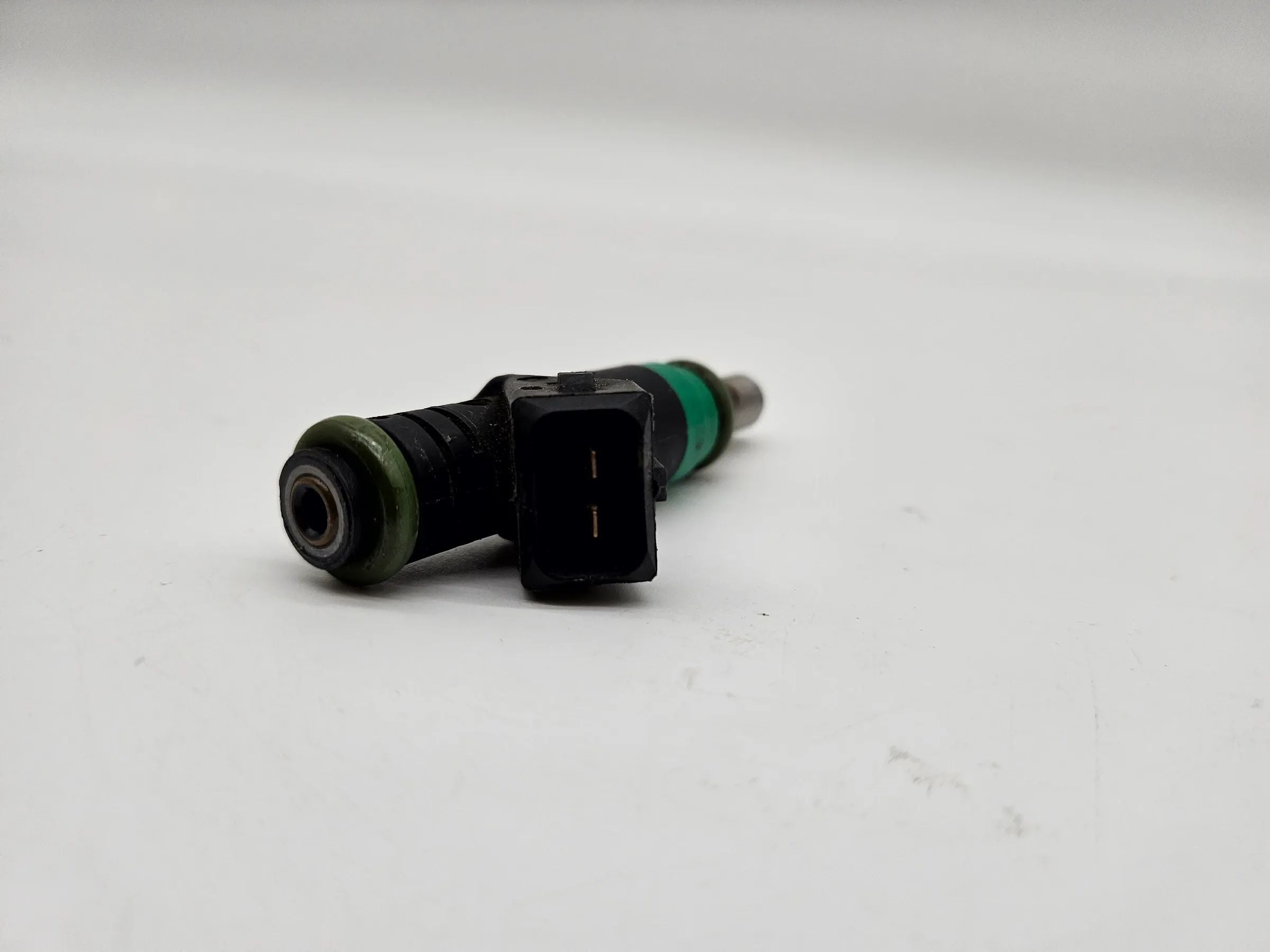 Injecteur d'origine Ford Fiesta Fusion & Mazda 2 DY 98MF-BB 9F593