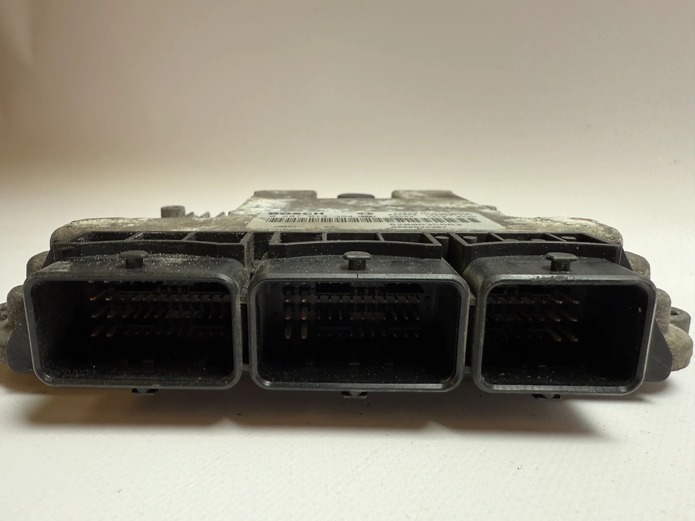 Original Renault Master / Trafic Engine Control Unit ECU 8200635663 / 0281013364 