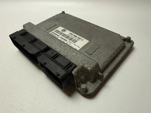 Original VW Polo 9N 1,2 40kW 2004 Calculateur moteur 03D906032C / 5WP40124 07