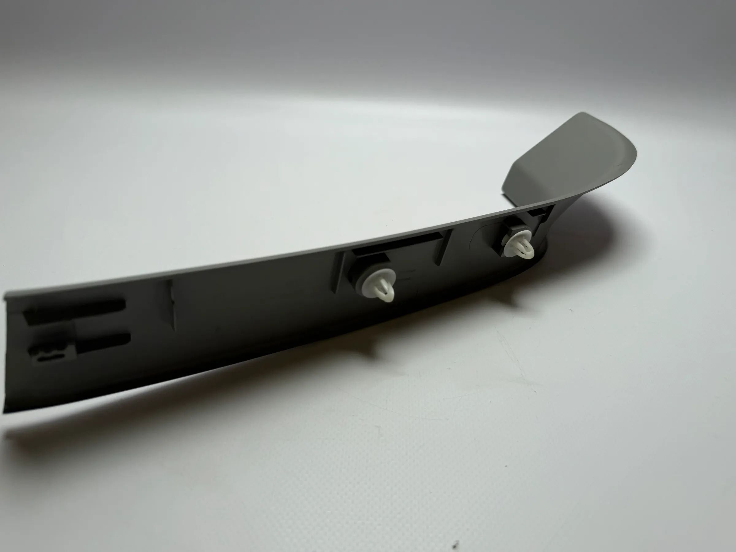 Оригинальная накладка крышки багажника левая для BMW 3 серии E91 LCI 7119053