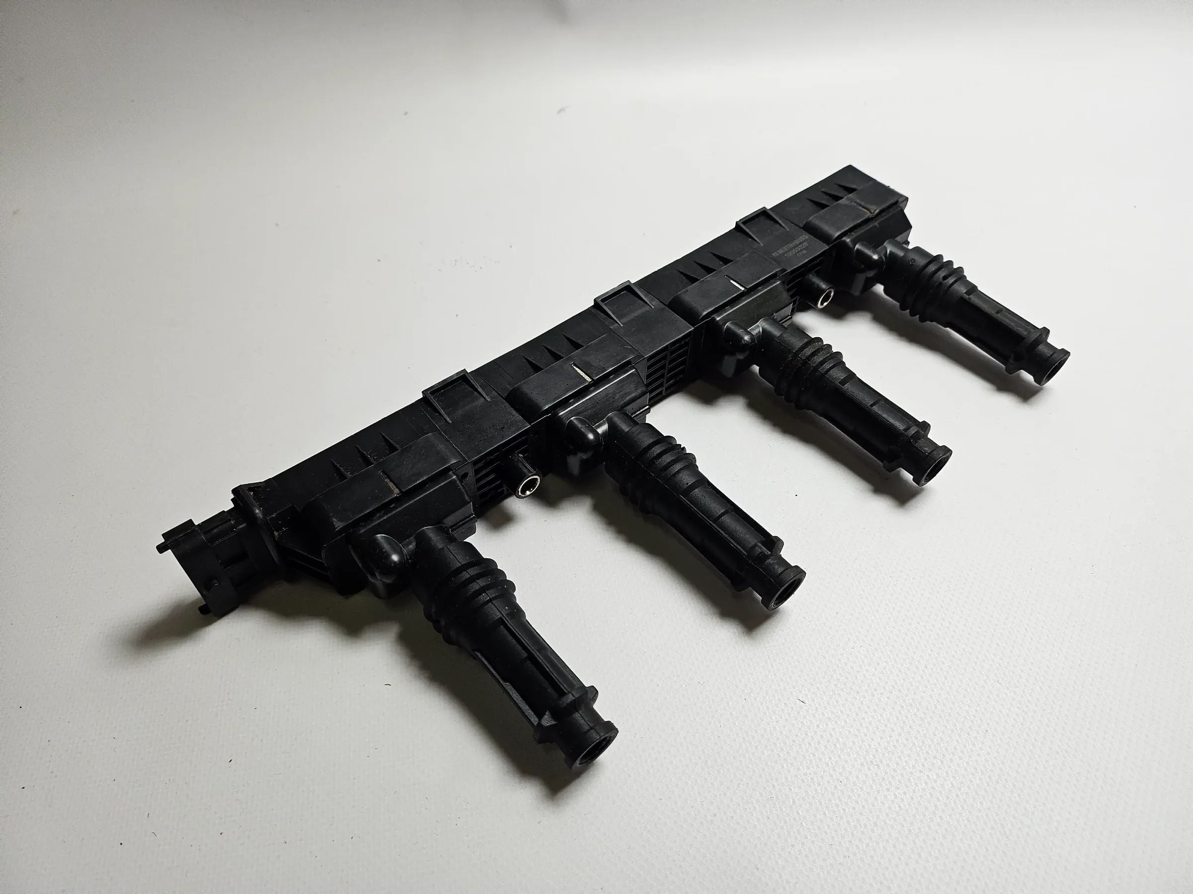 Oryginalna cewka zapłonowa HERTH+BUSS do Corsa B, C Astra G 1,2 16V 19050028