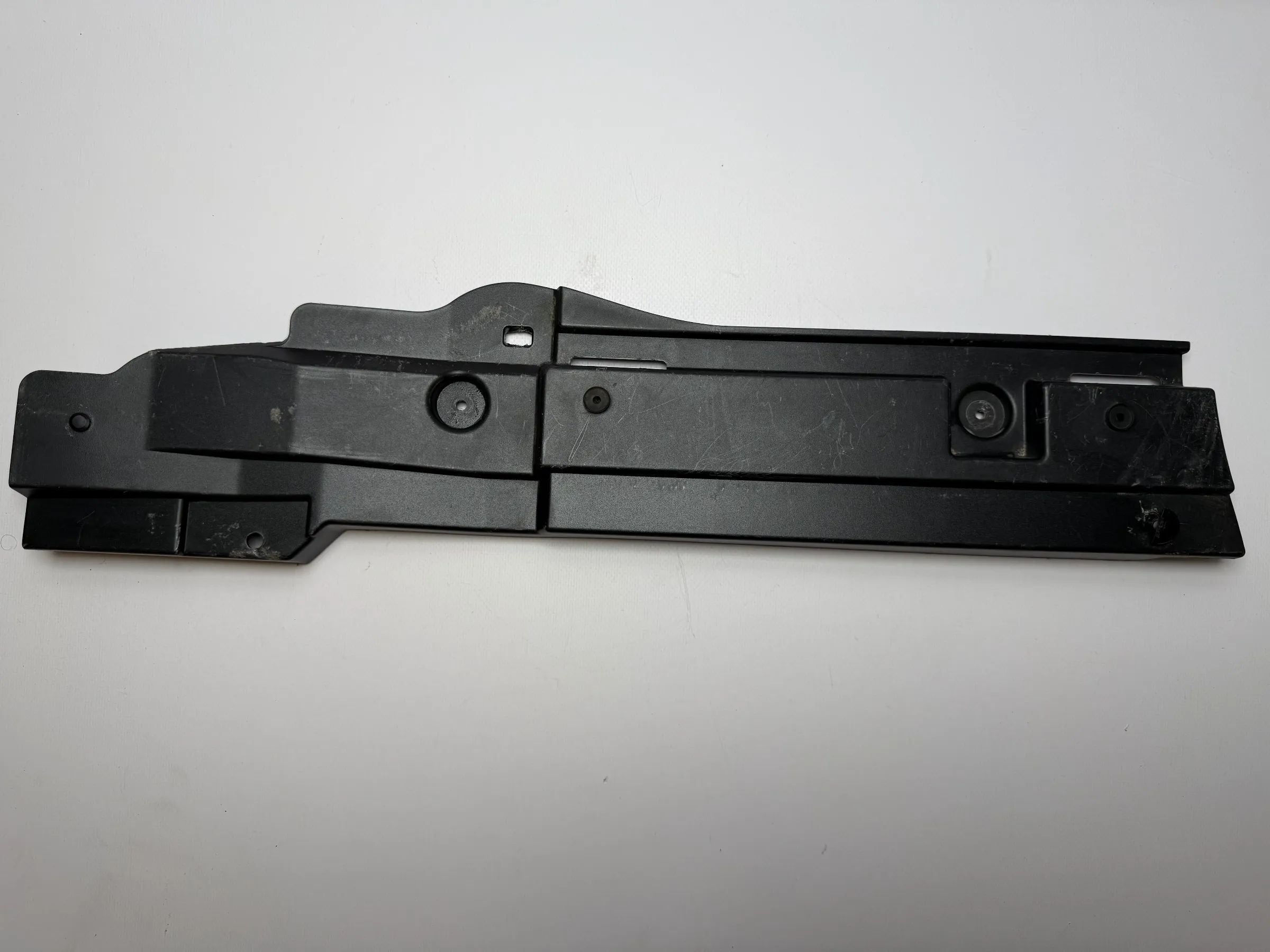 Оригинальная накладка багажника продольного лонжерона BMW 3 серии E91 Touring 7068886