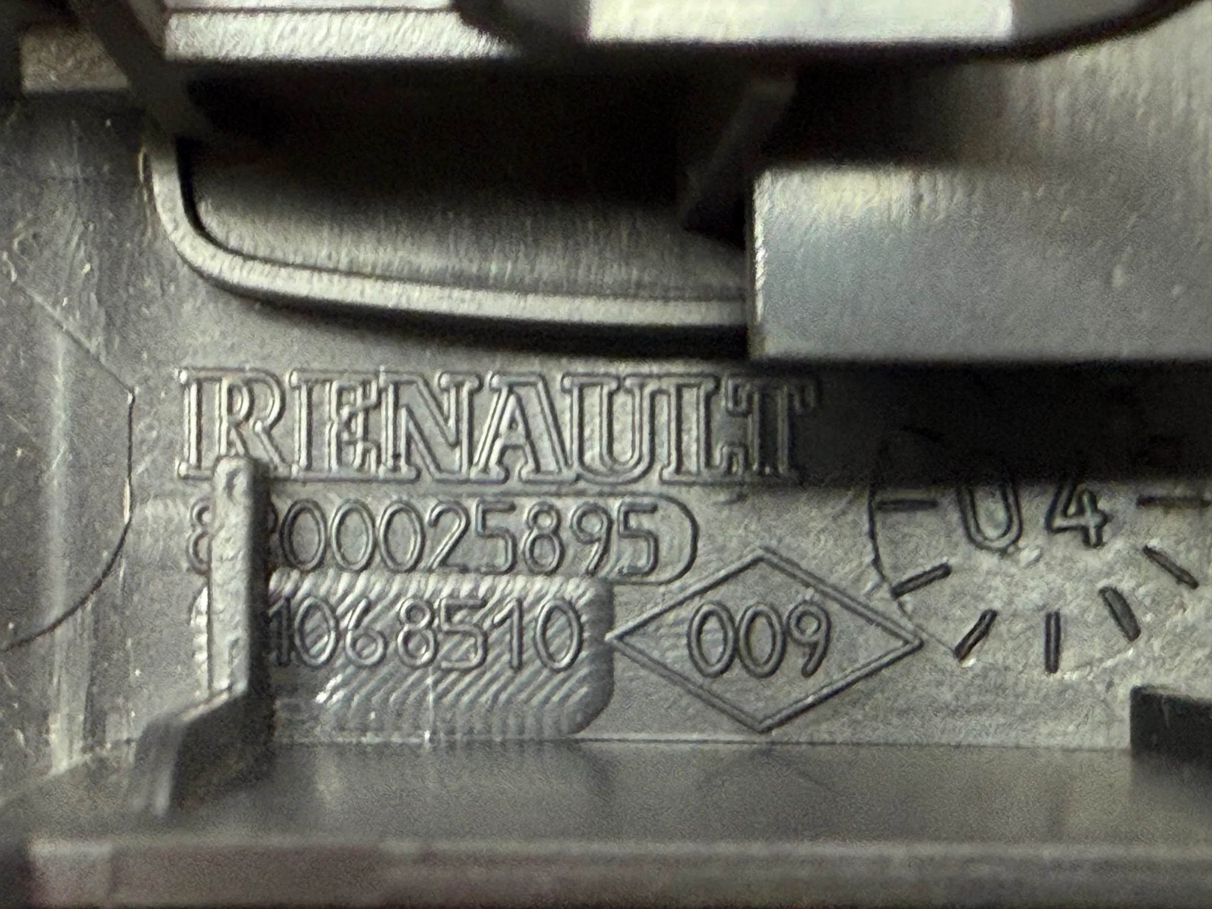 Original Renault Laguna II / Grandtour Tampa / Cobertura do Interruptor 800025895