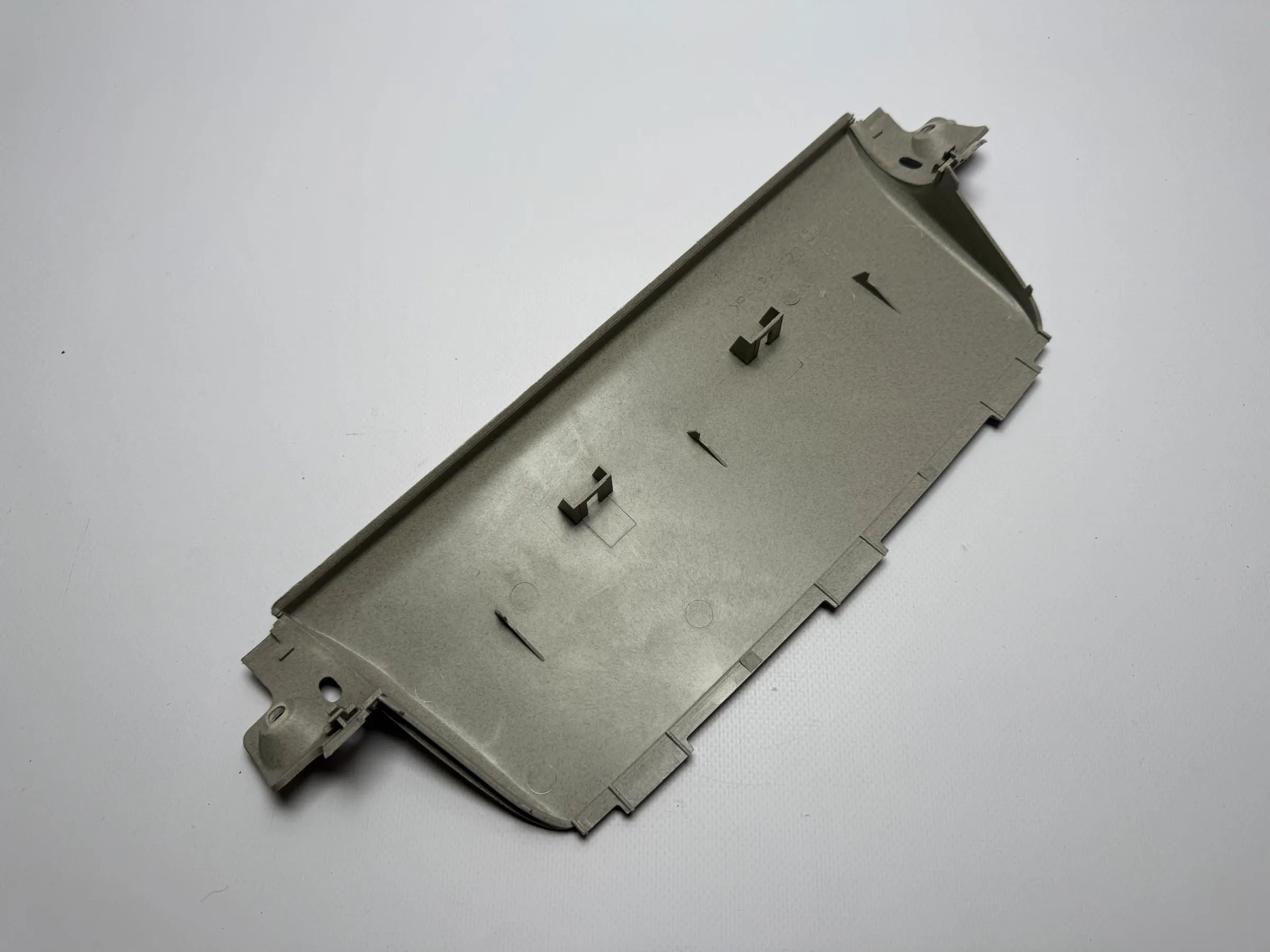 Oryginalna osłona oświetlenia wewnętrznego / hamulca OPEL ASTRA G BERLINA 09131208