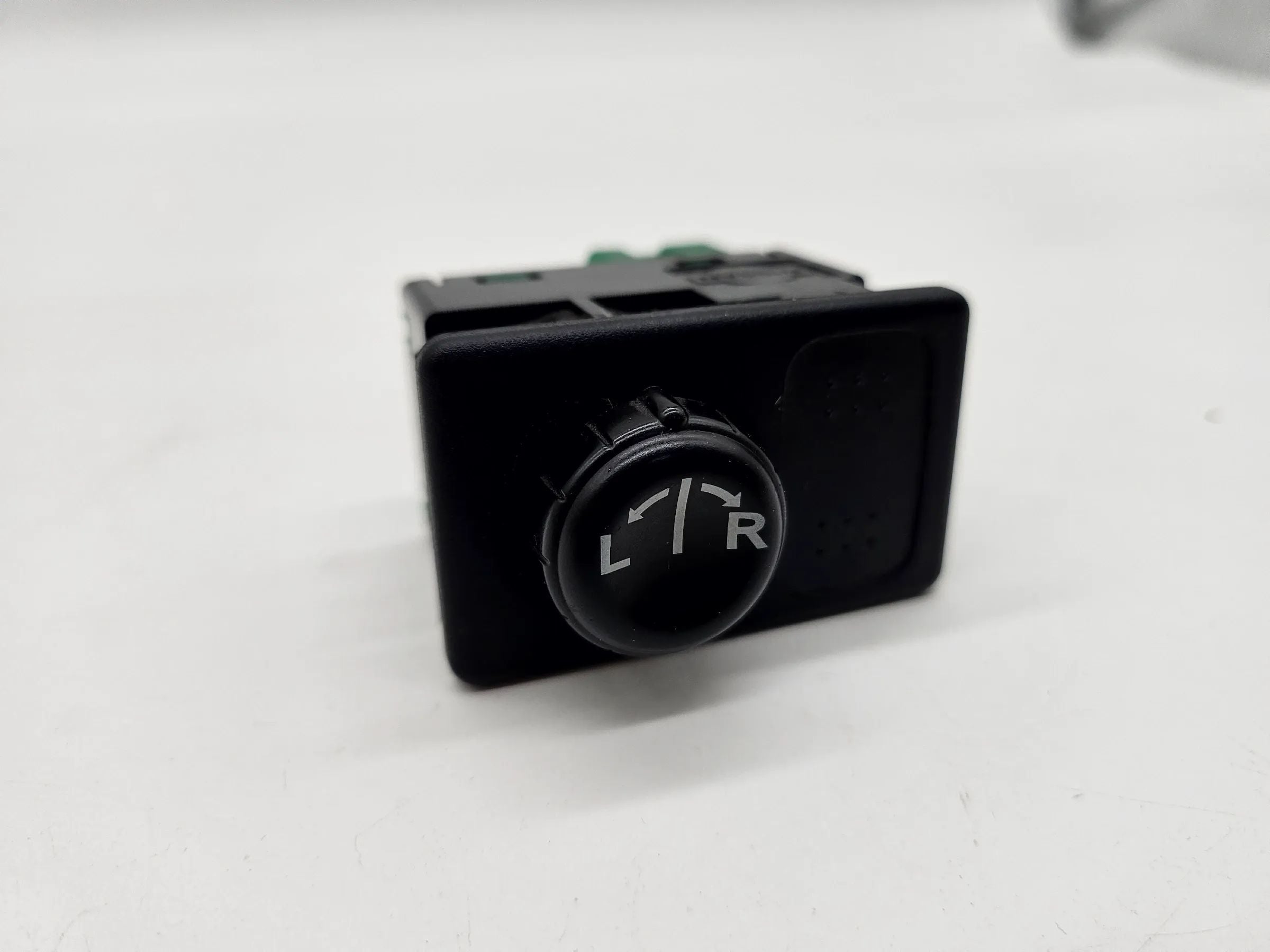 Originele NISSAN Primera P12 Stationwagen Handgeschakelde Spiegelverstelling