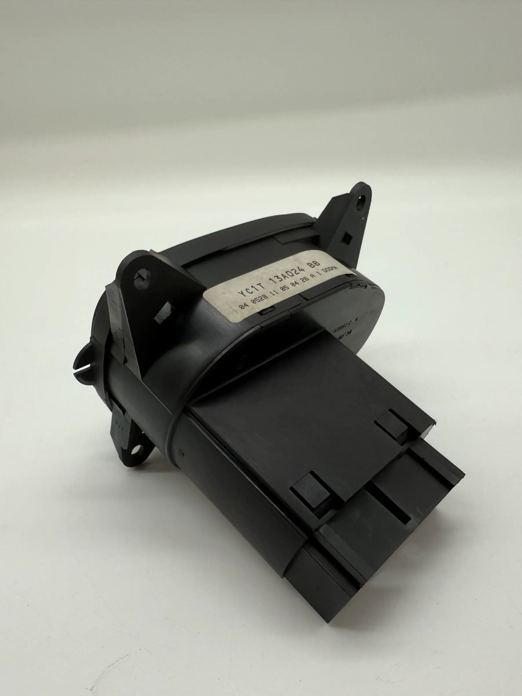 yc1t13a024bb Interruptor de Faro Ford Transit 04052811 050426 A1